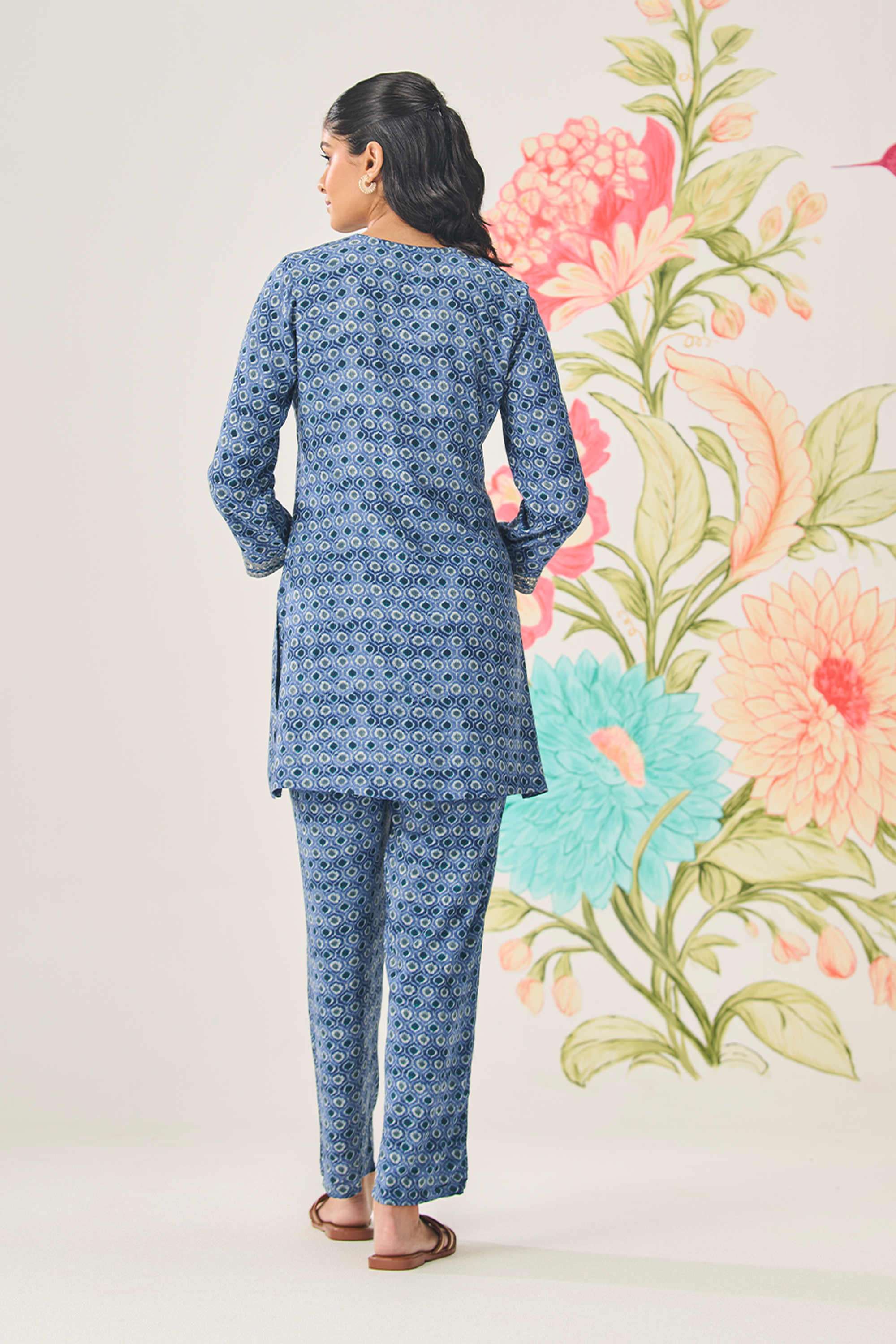 Embroidered-Cotton-Round-Neck-Women-Kurta-with-Pant