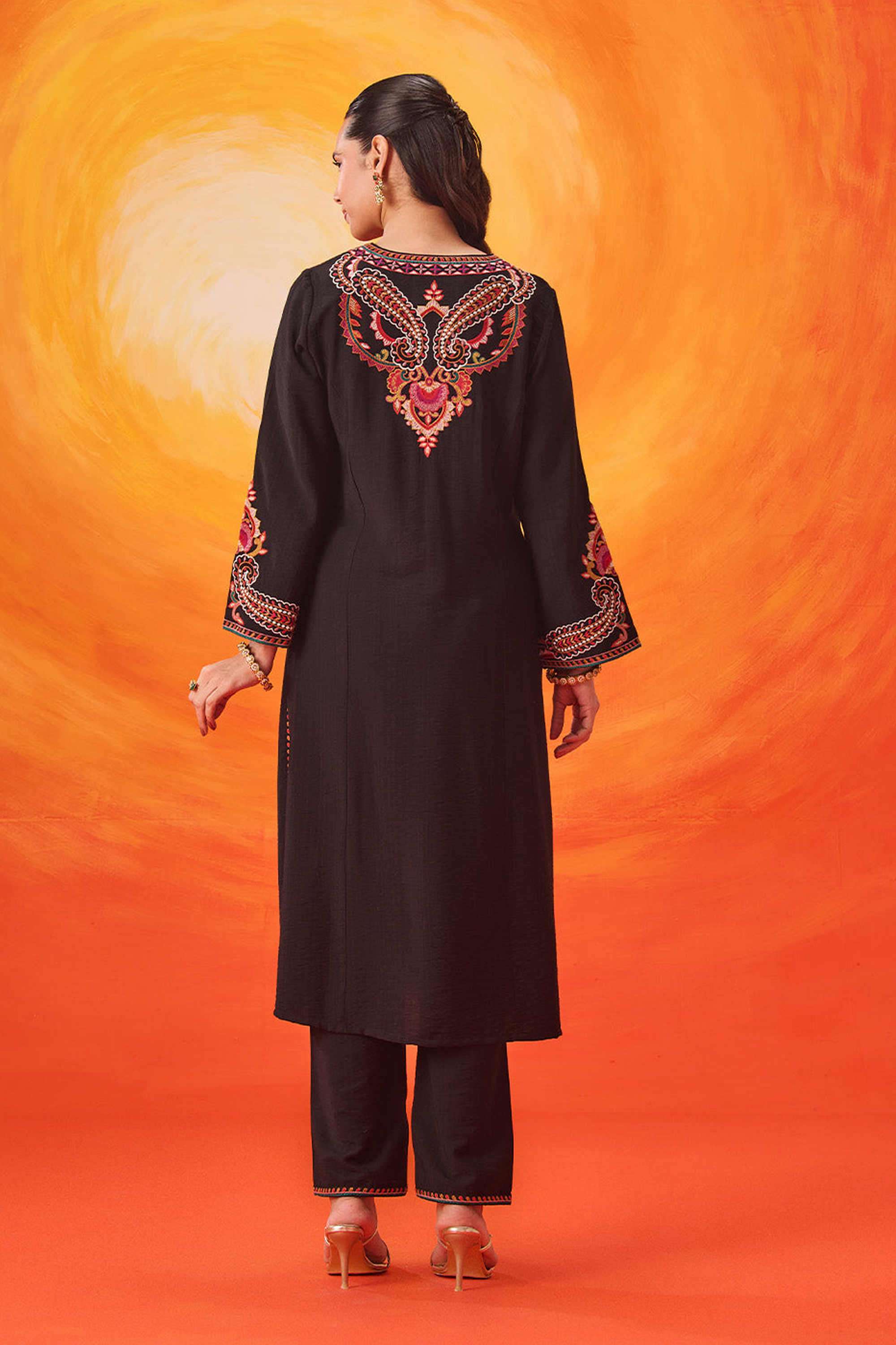 Embroidered-Cotton-Round-Neck-Women-Kurta-with-Pant-and-Dupatta