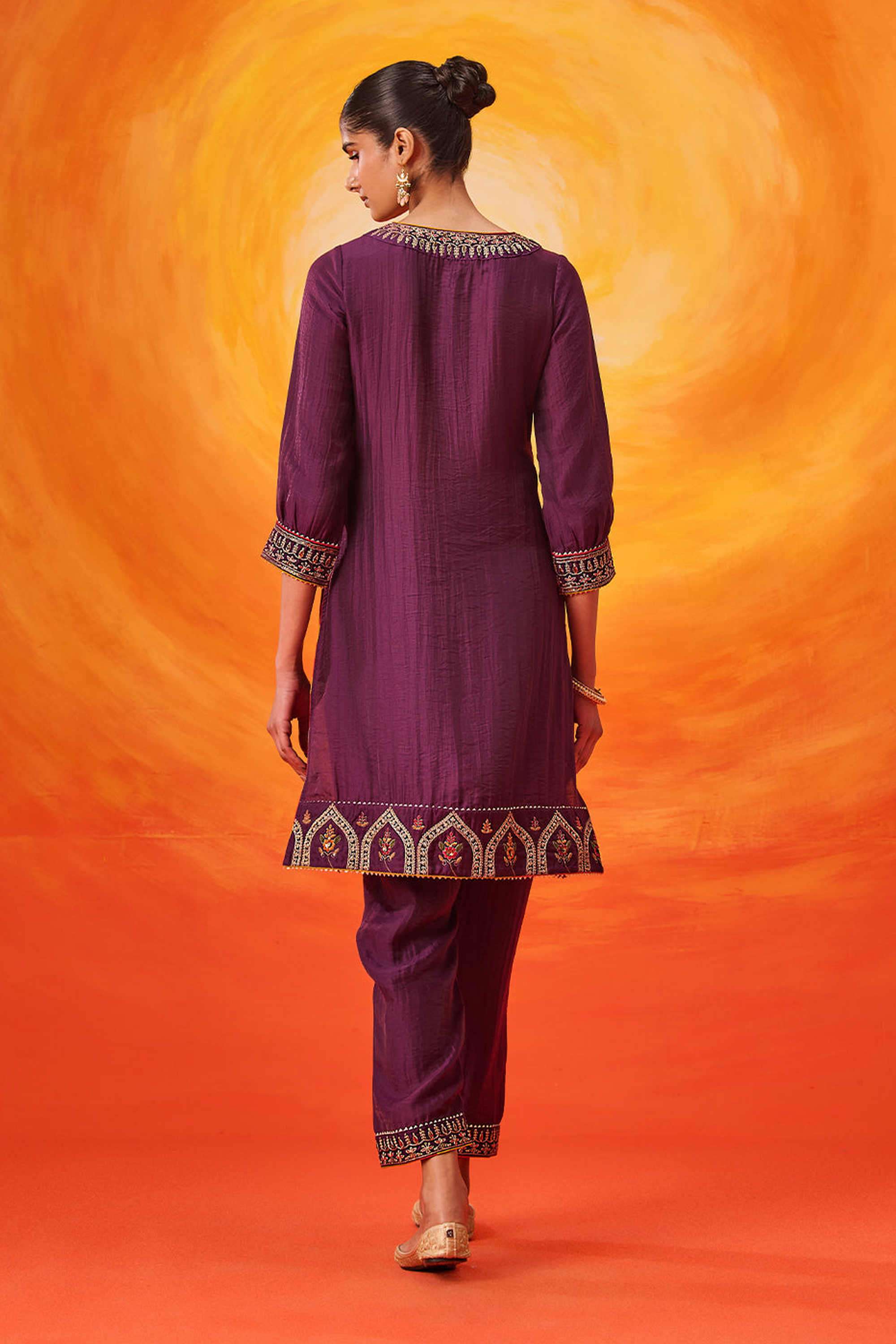 Embroidered-Cotton-Round-Neck-Women-Kurta-with-Pant