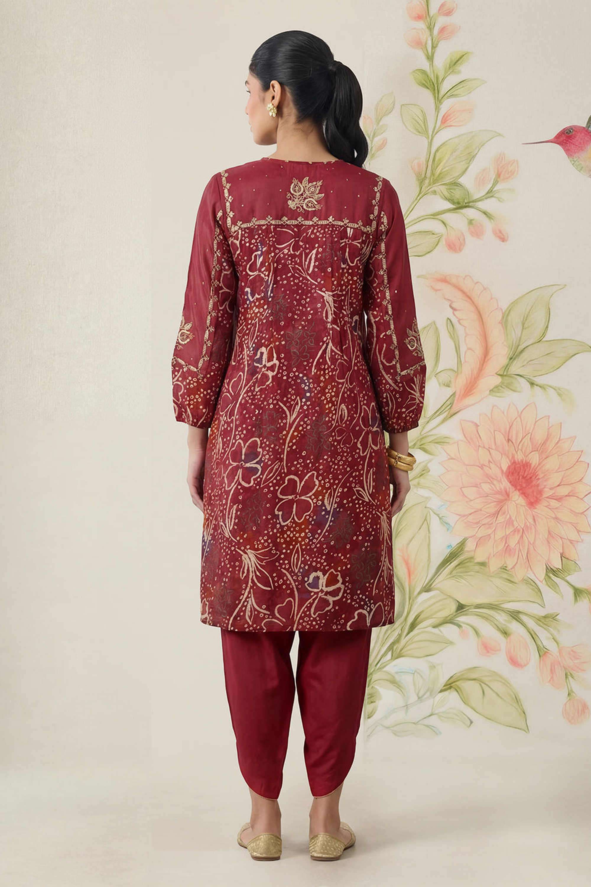 Printed-Cotton-Round-Neck-Women-Kurta-with-Pant
