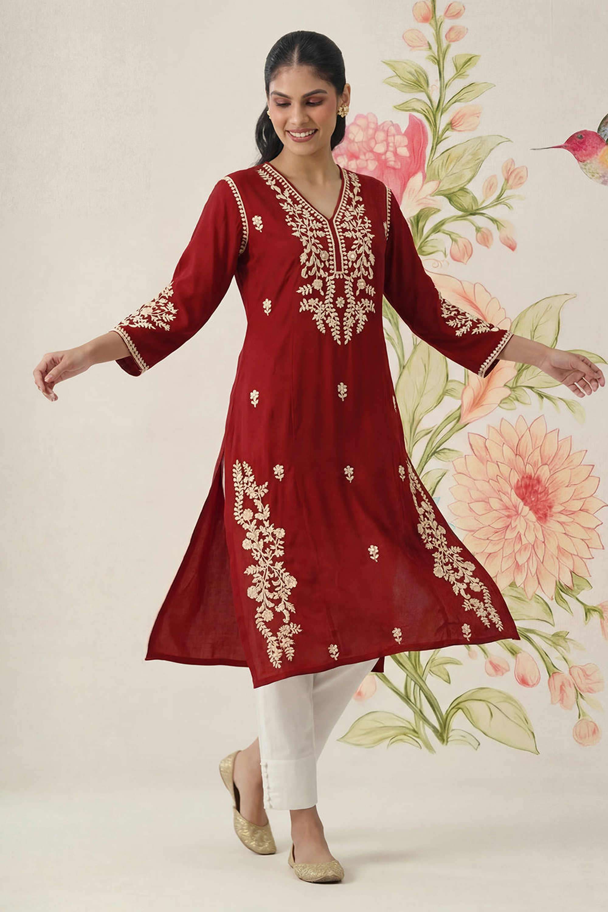 Embroidered-Cotton-V-Neck-Women-Kurta