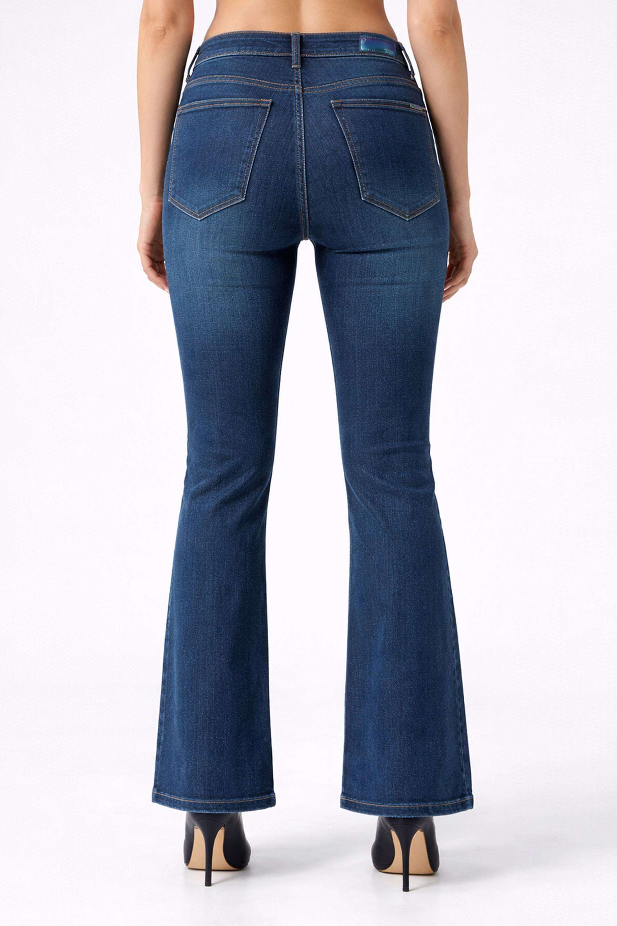 Solid-Bootcut-Fit-Cotton-Blend-Women-s-Casual-Wear-Jeans
