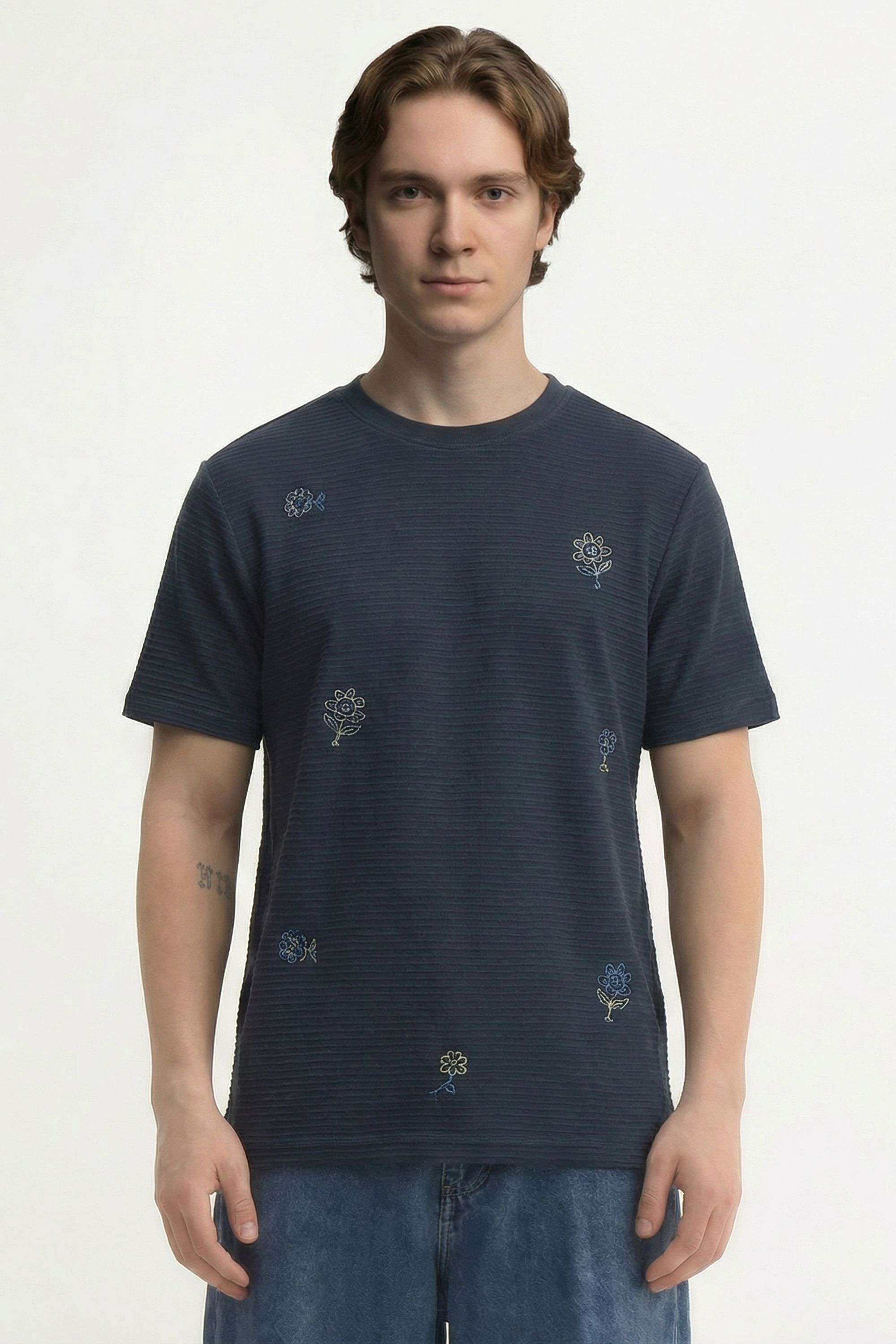 Embroidered-Cotton-Regular-Fit-Men-T-Shirt