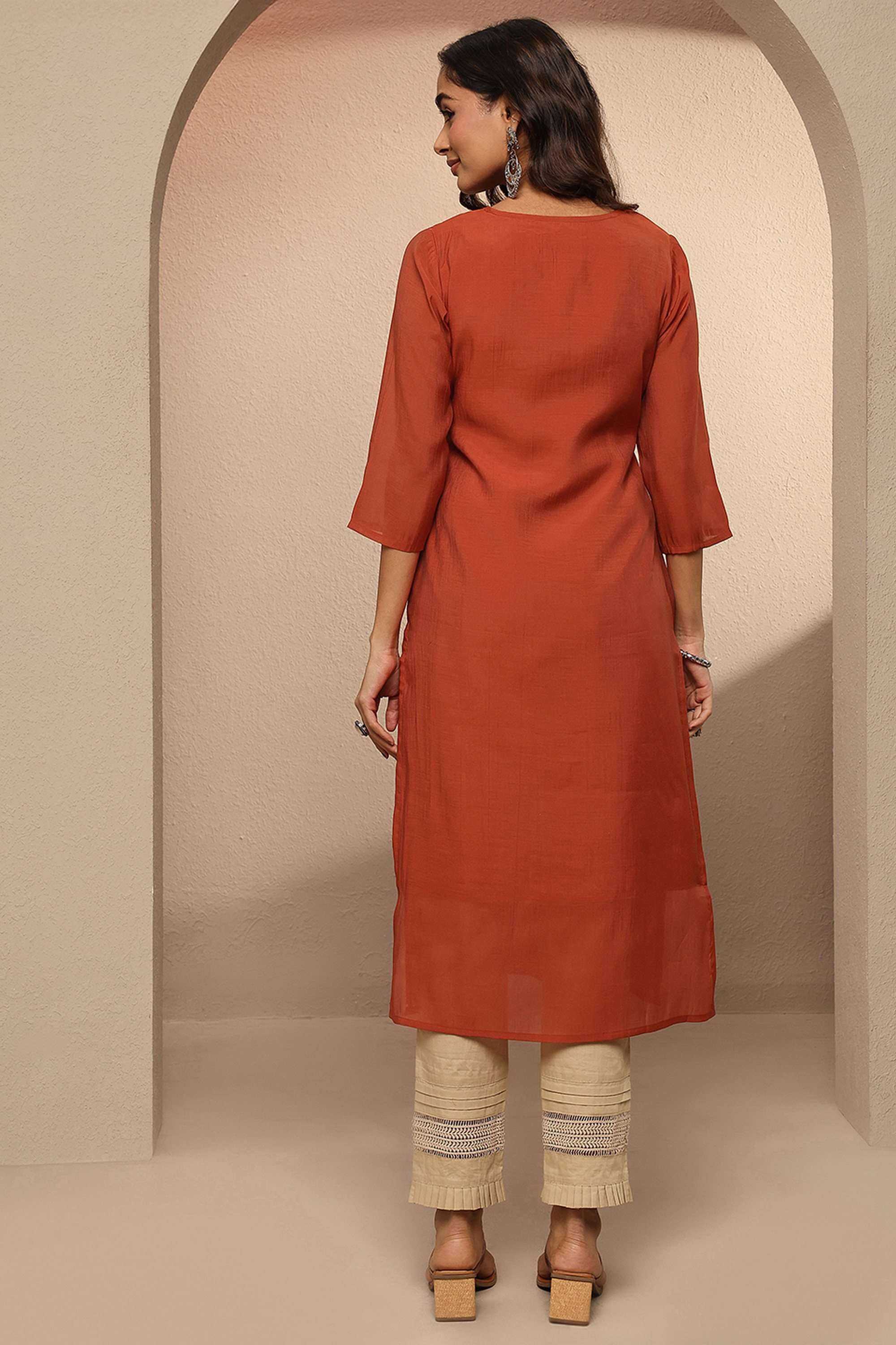Embellished-Blended-Fabric-V-Neck-Women-Fusion-Wear-Kurta
