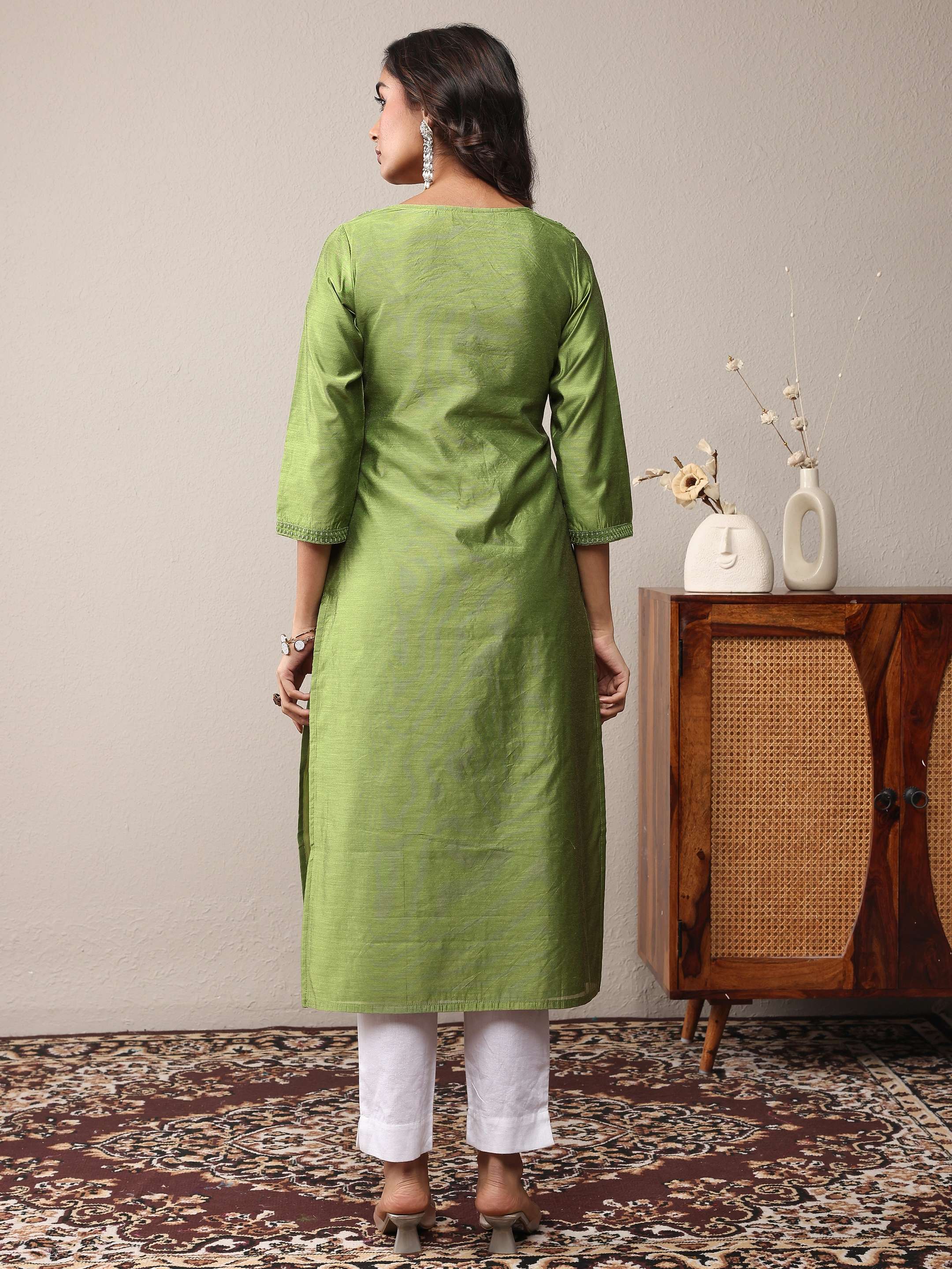 Embroidered-Chanderi-silk-Round-Neck-Women-s-Casual-Wear-Kurta