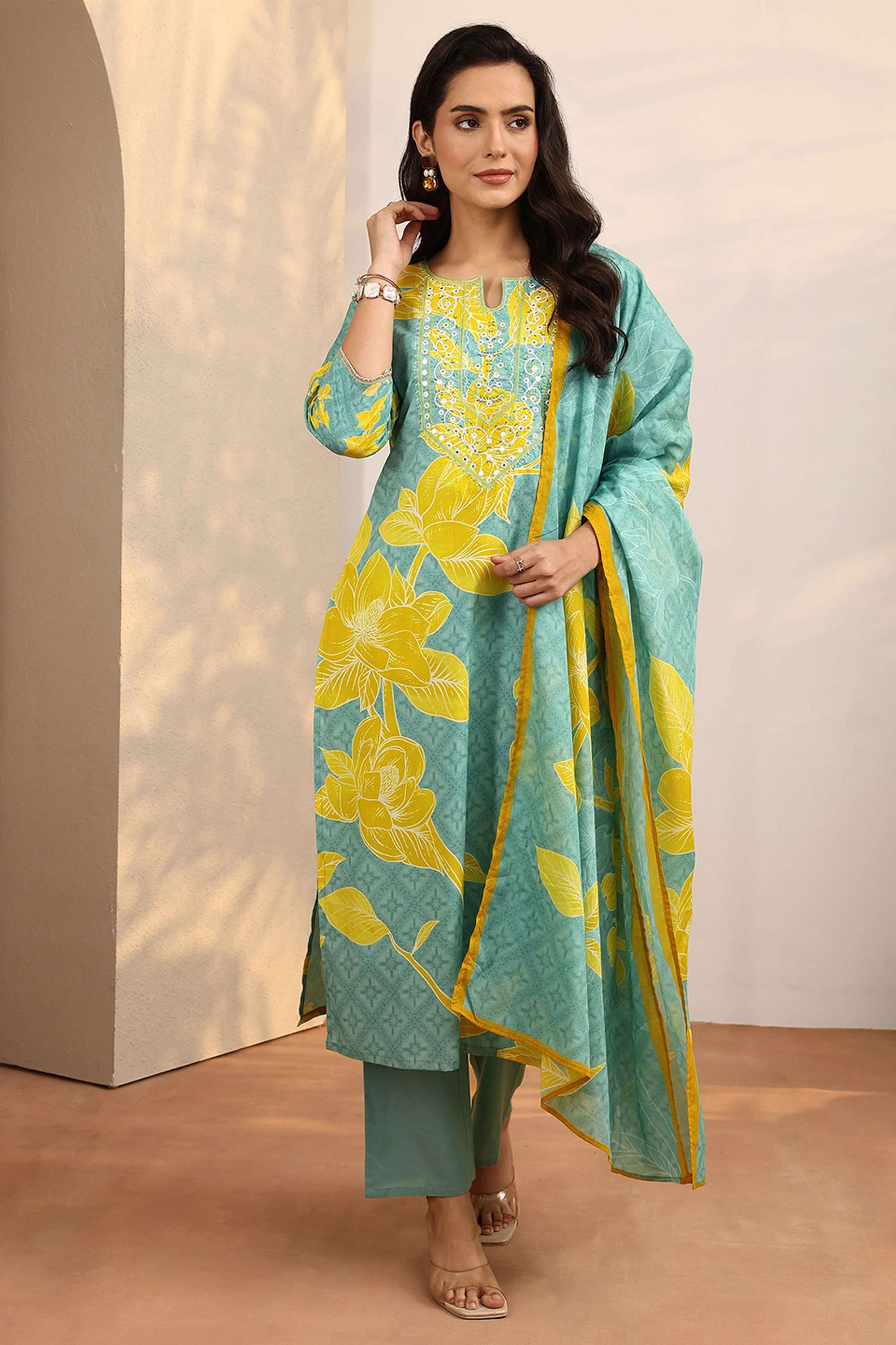 Printed-Collared-Cotton-Women-Kurta-with-Pant-and-Dupatta
