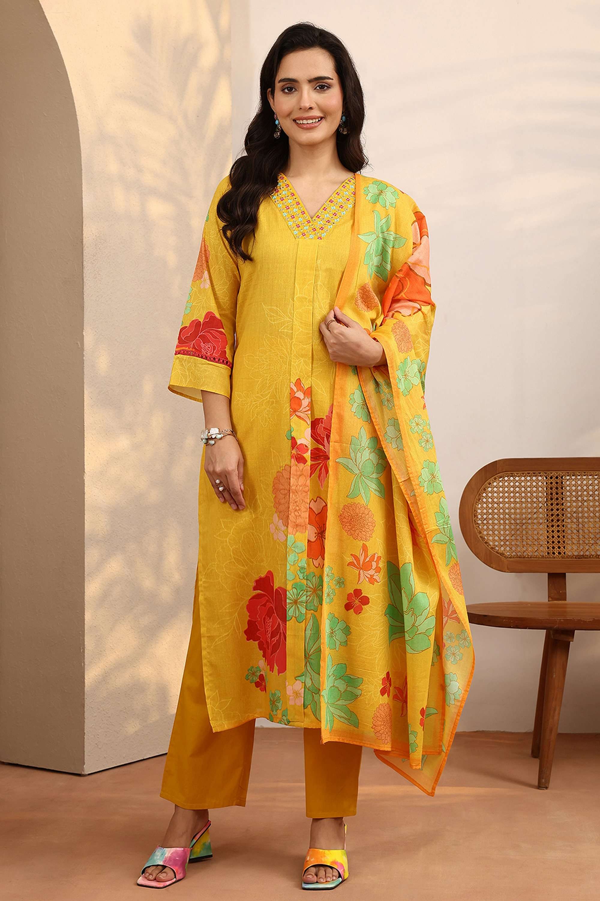 Printed-V-Neck-Cotton-Women-Kurta-with-Pant-and-Dupatta