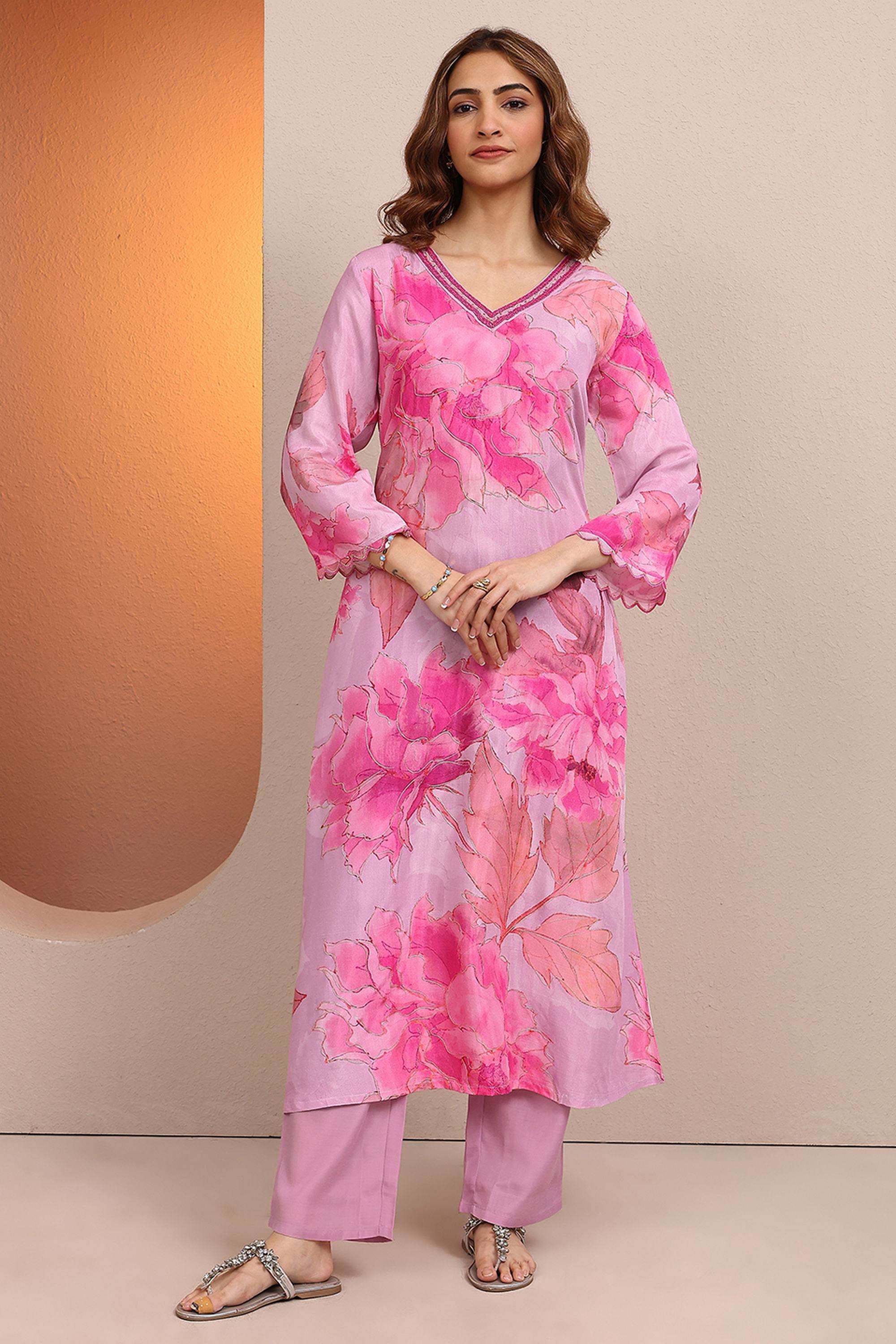 Floral-Muslin-V-Neck-Women-Festive-Wear-Kurta-with-Pant