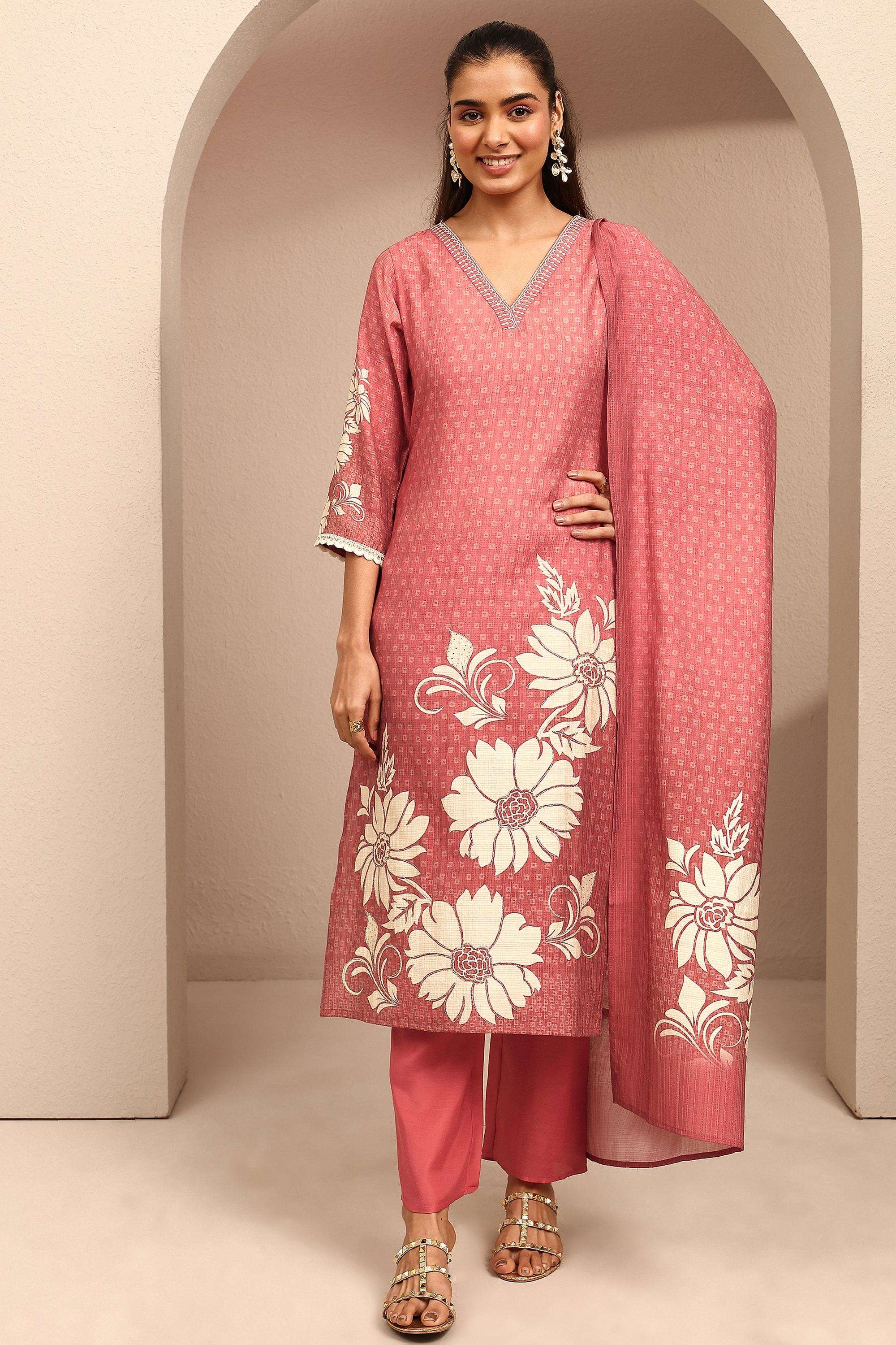 Floral-Blended-Fabric-V-Neck-Women-Kurta-with-Pant-and-Dupatta