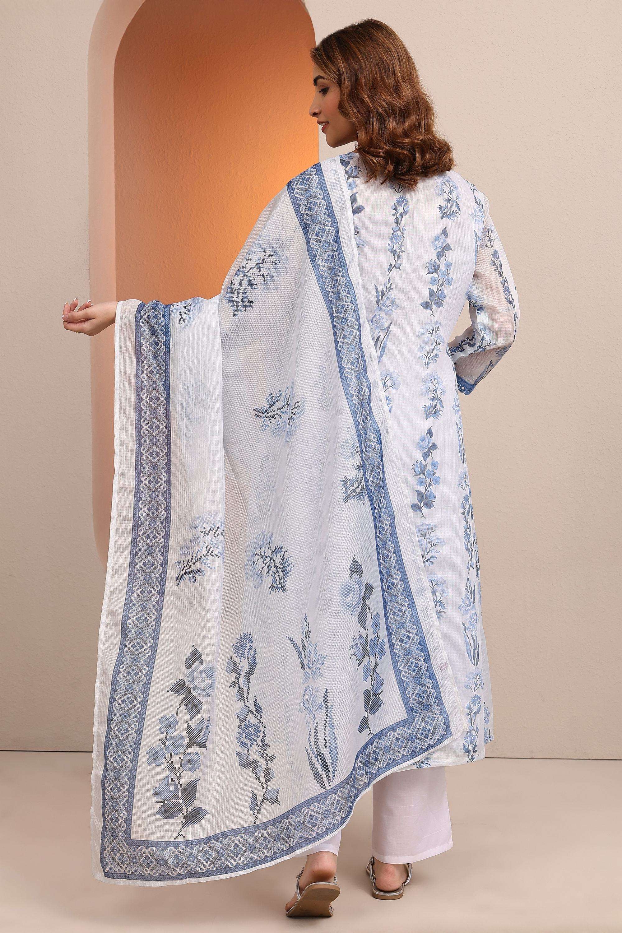 Printed-Blended-Fabric-V-Neck-Women-s-Festive-Wear-Kurta-Set