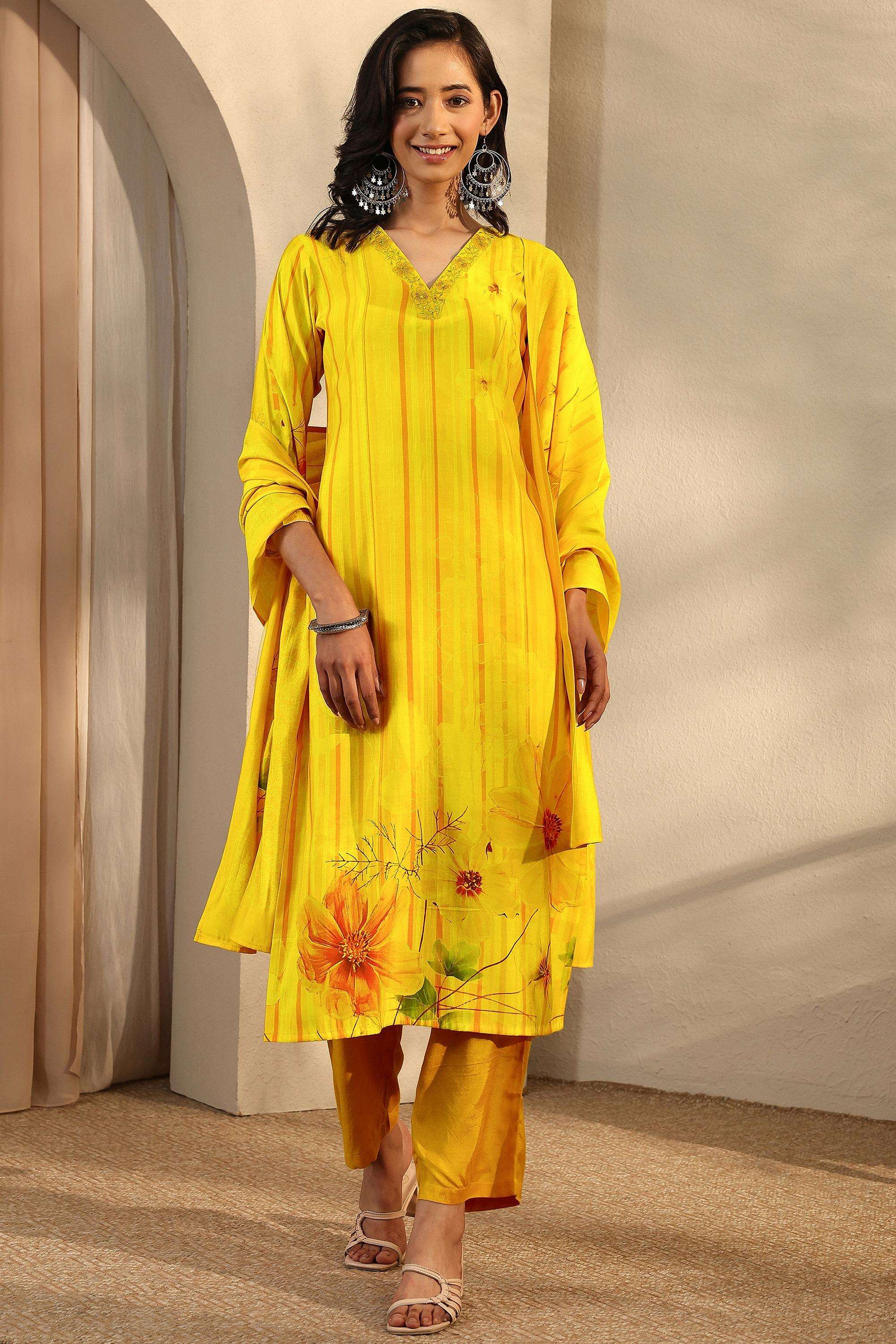 Printed-Silk-V-Neck-Women-s-Festive-Wear-Kurta-Set