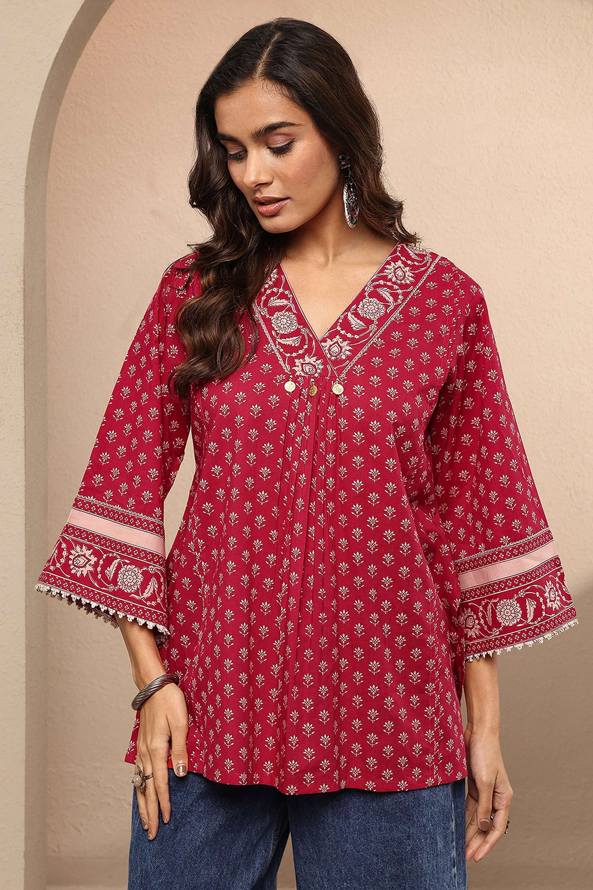 Printed-Cotton-V-Neck-Women-Fusion-Wear-Kurti
