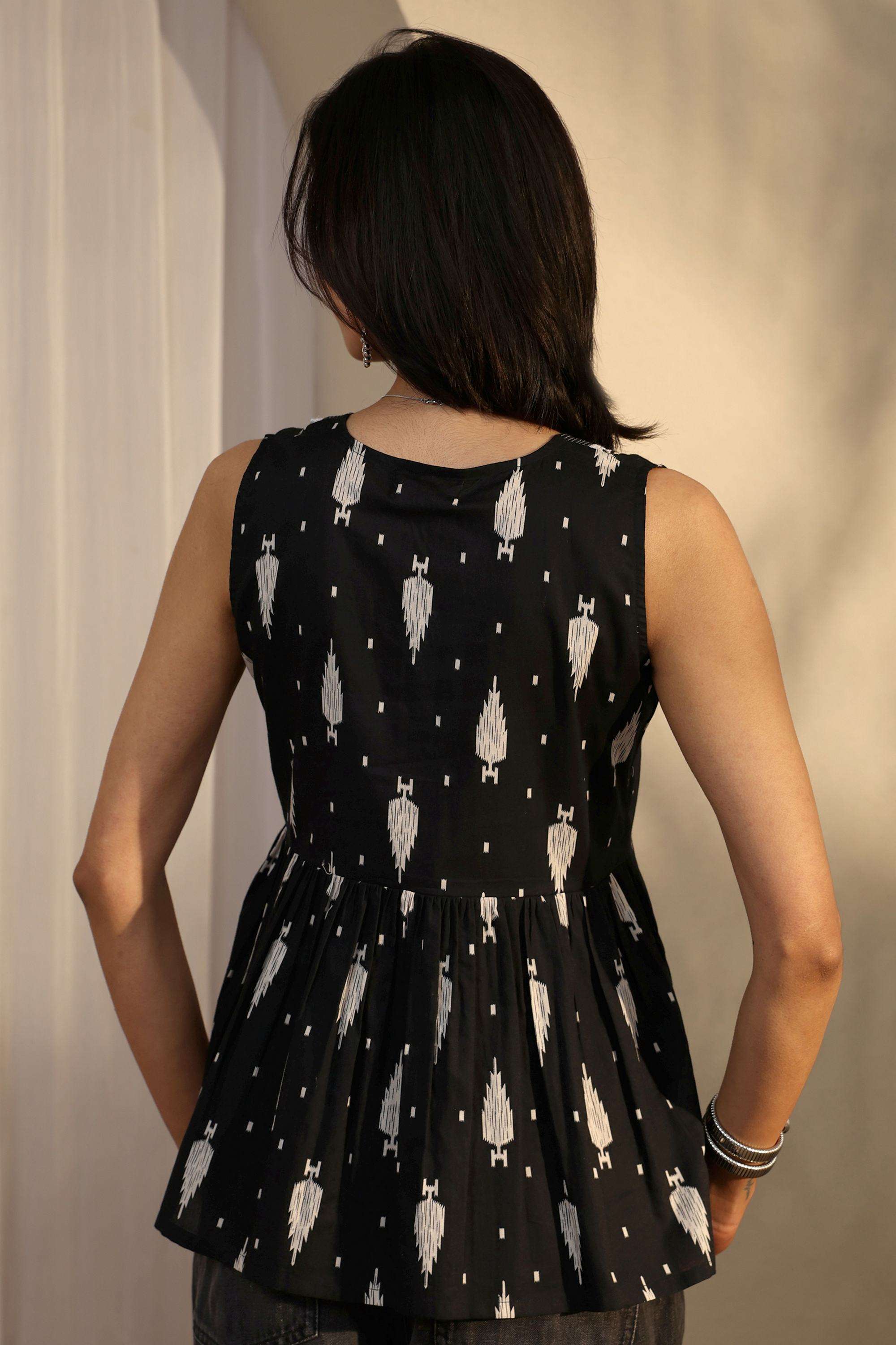 Printed-Cotton-Sweetheart-Neck-Women-s-Festive-Wear-Kurti
