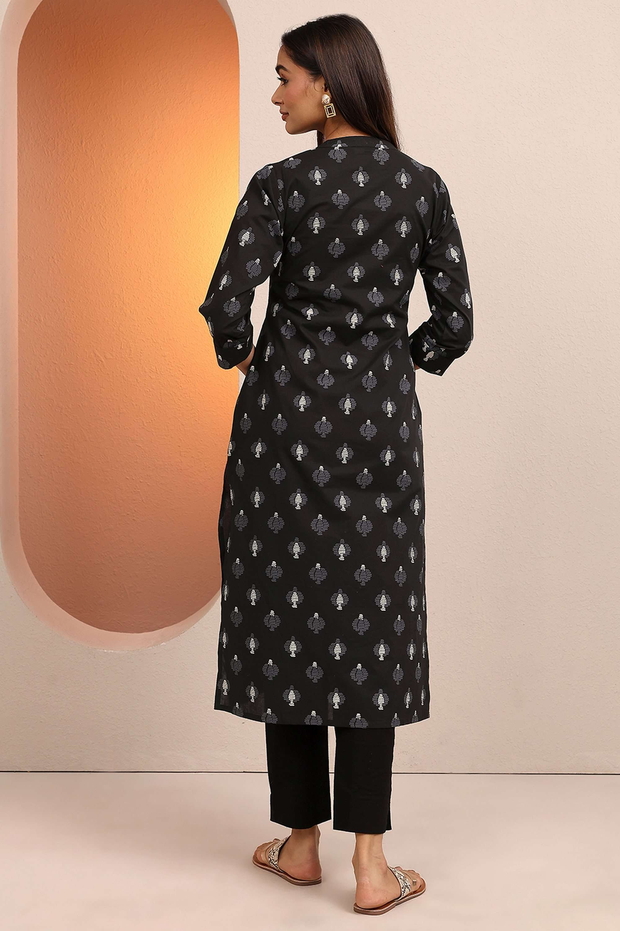 Printed-Cotton-Collared-Women-Fusion-Wear-Kurta