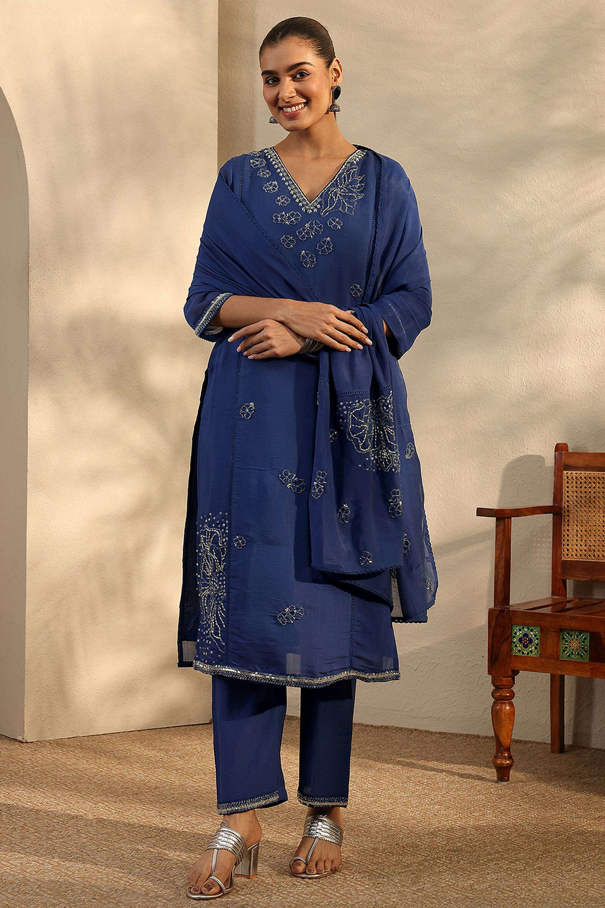 Embellished-Blended-Fabric-V-Neck-Women-Kurta-with-Pant-and-Dupatta