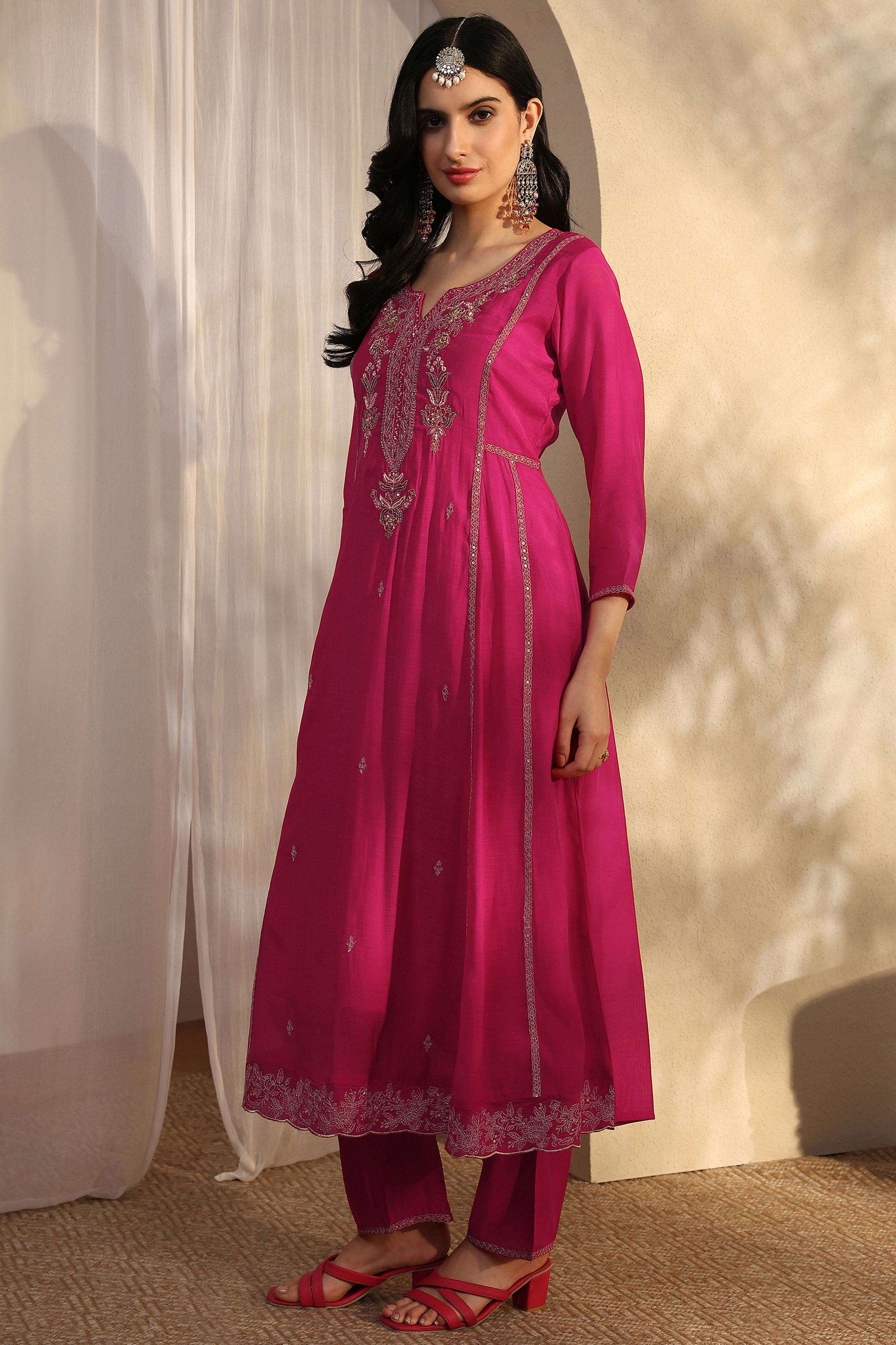 Embroidered-Blended-Fabric-Round-Neck-Women-Kurta-with-Pant-and-Dupatta