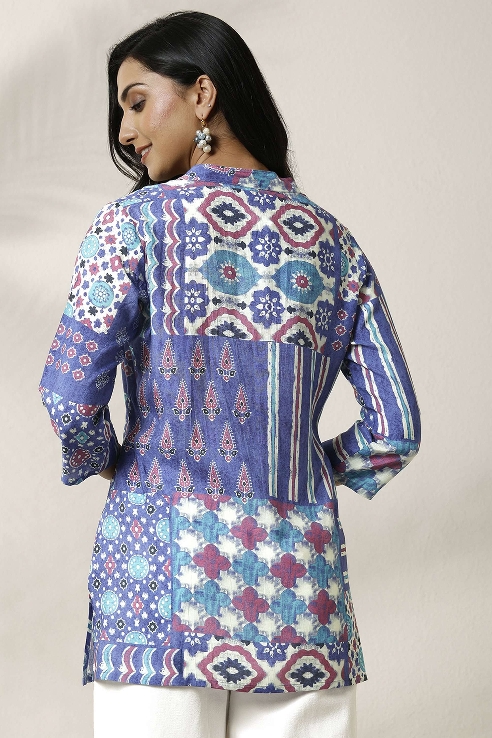 Printed-Muslin-Collared-Women-Fusion-Wear-Kurti