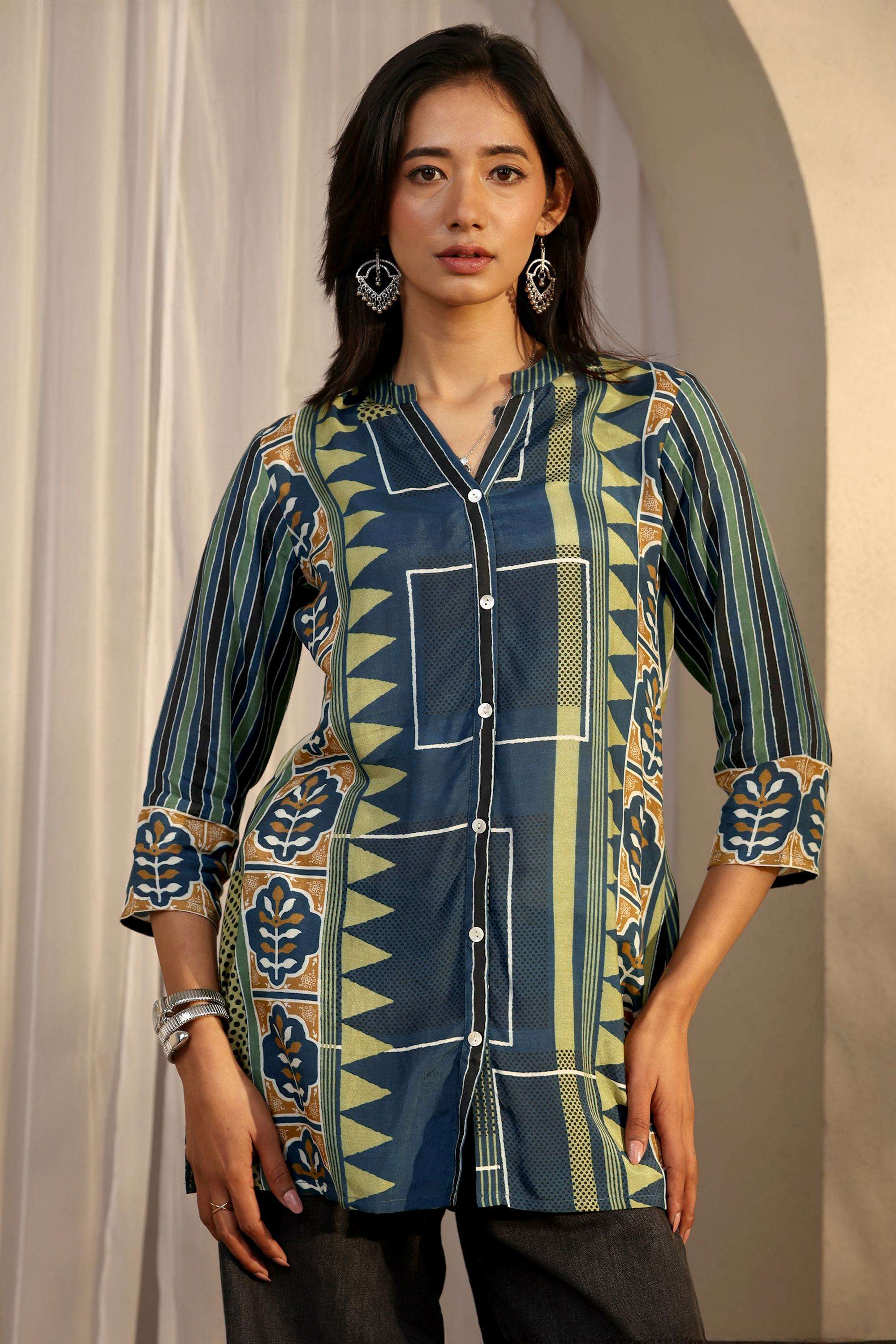 Printed-Muslin-Round-Neck-Women-s-Festive-Wear-Kurti