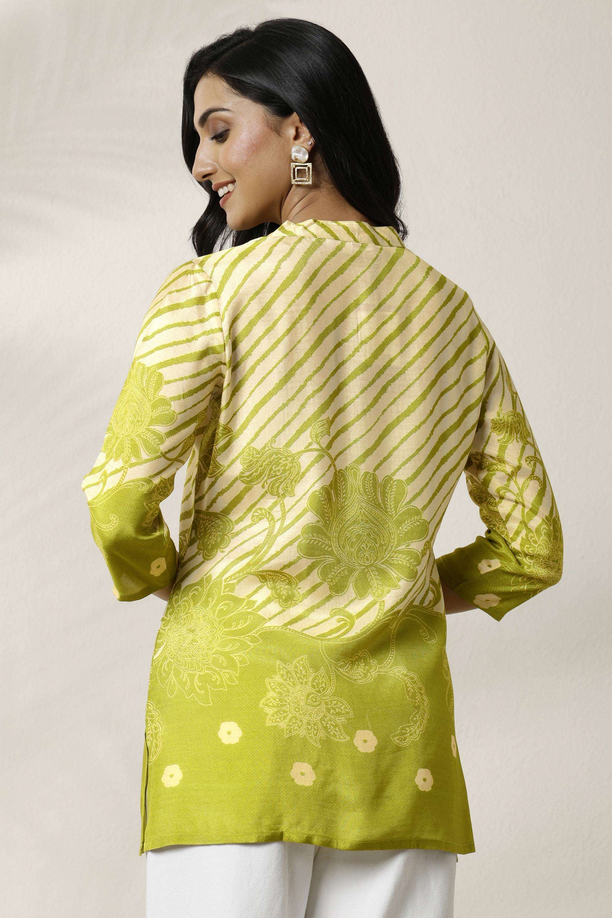 Printed-Muslin-Sweetheart-Neck-Women-s-Festive-Wear-Kurti