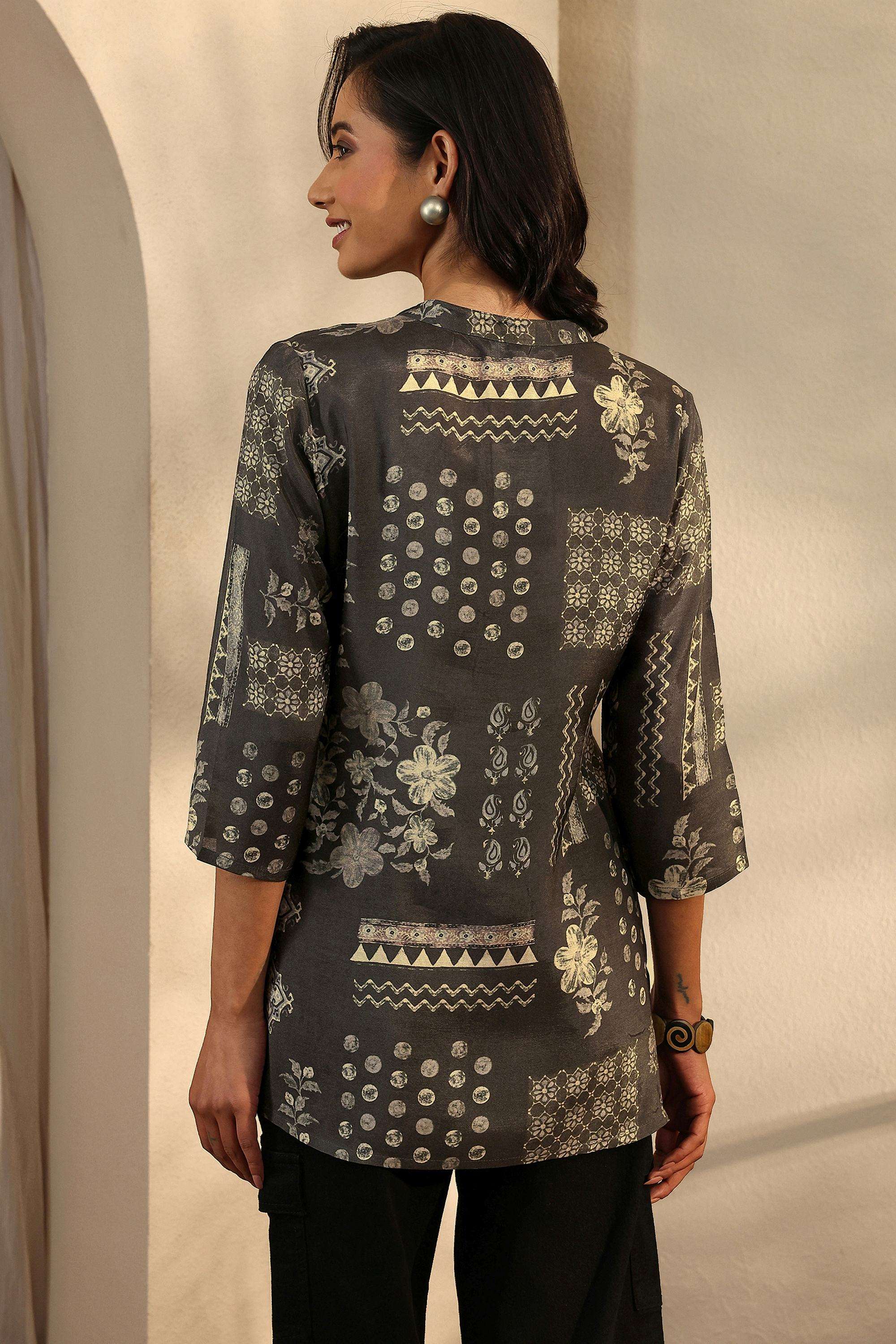 Printed-Muslin-Round-Neck-Women-s-Festive-Wear-Kurti