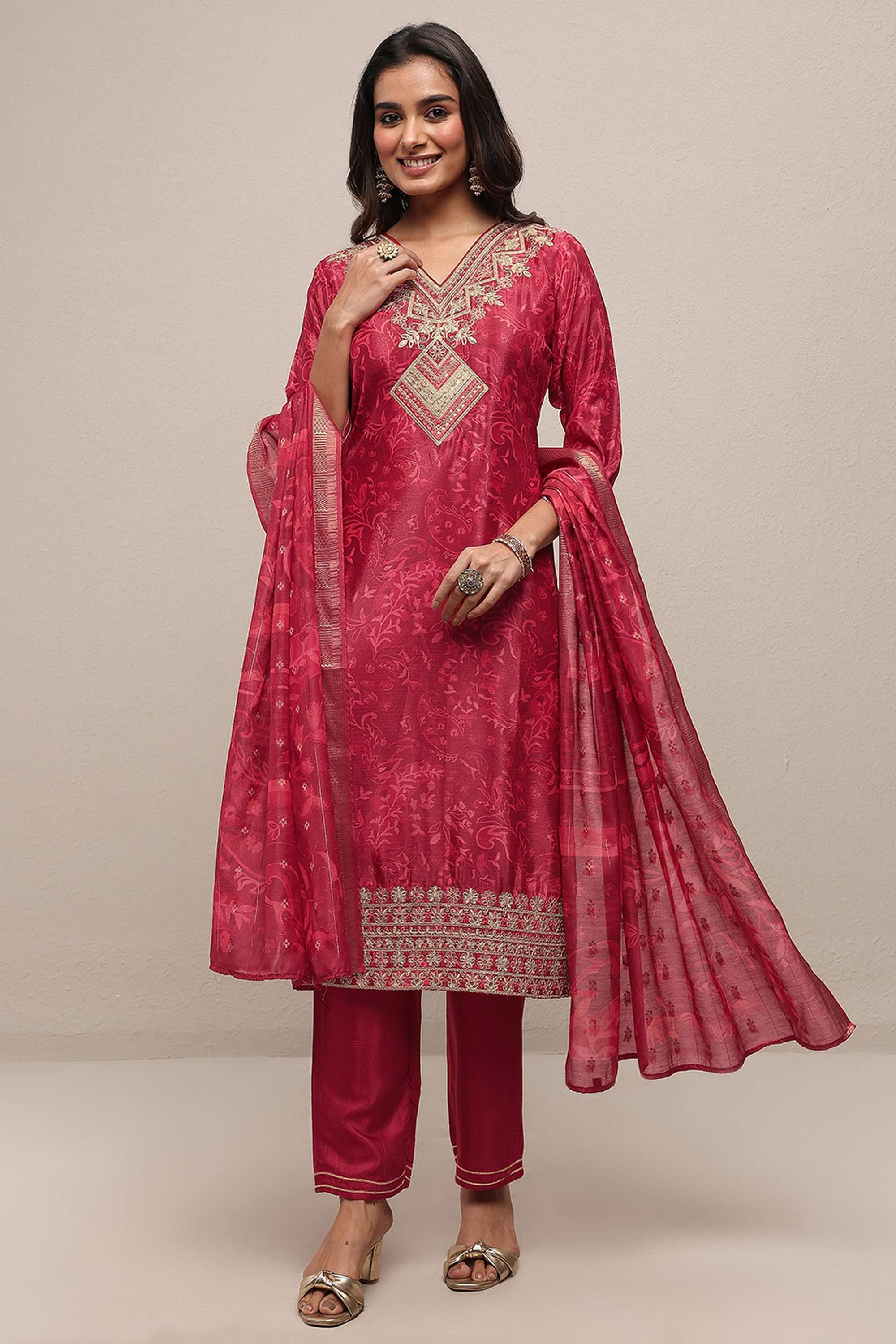 Embroidered-V-Neck-Blended-Fabric-Women-Kurta-with-Pant-and-Dupatta
