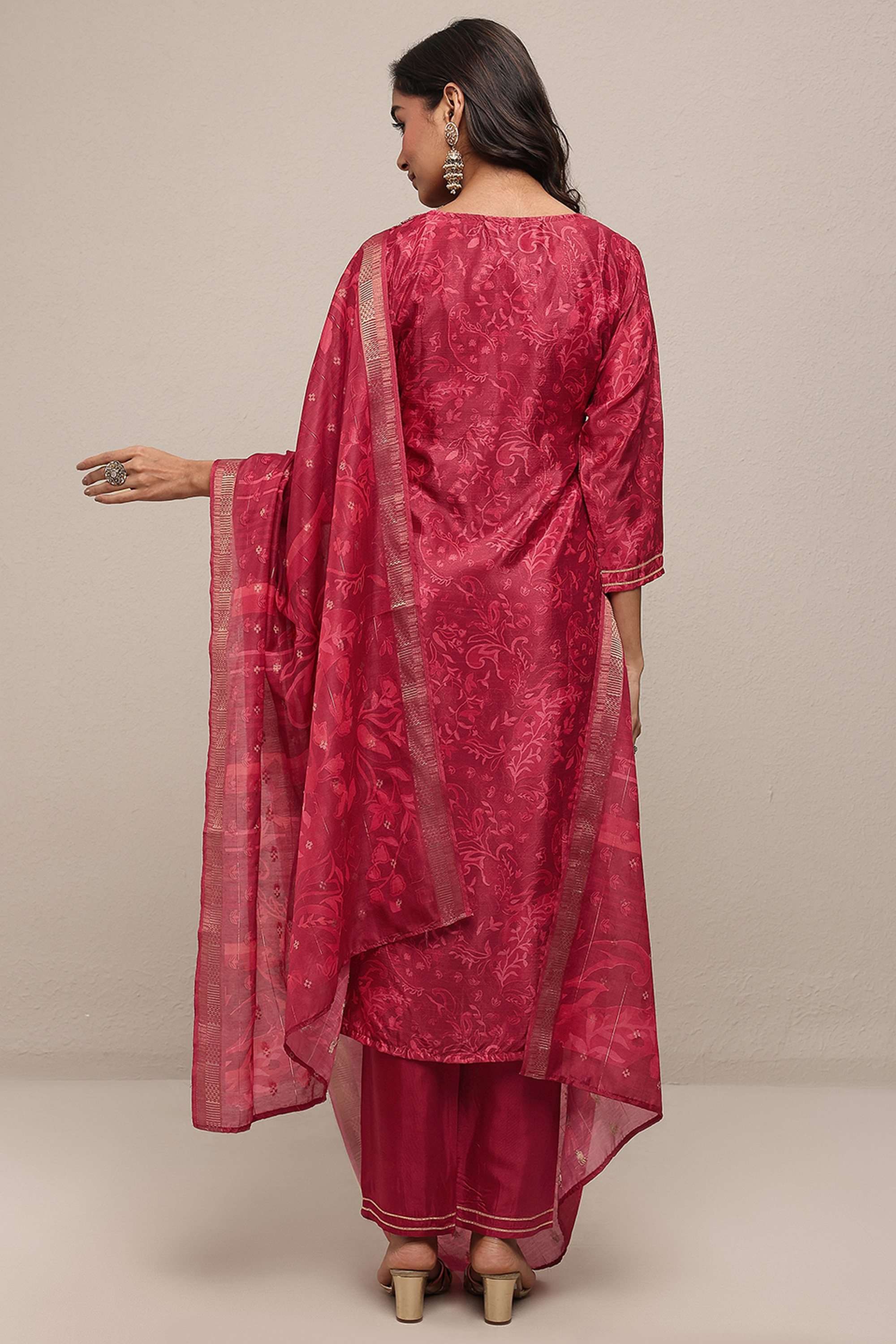 Embroidered-V-Neck-Blended-Fabric-Women-Kurta-with-Pant-and-Dupatta