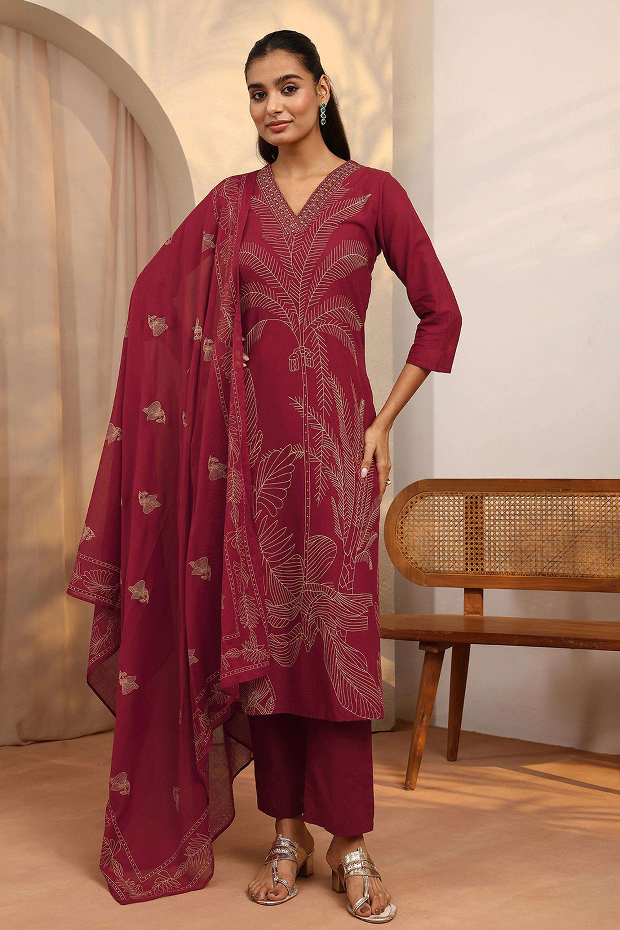 Printed-Cotton-V-Neck-Women-s-Festive-Wear-Kurta-Set