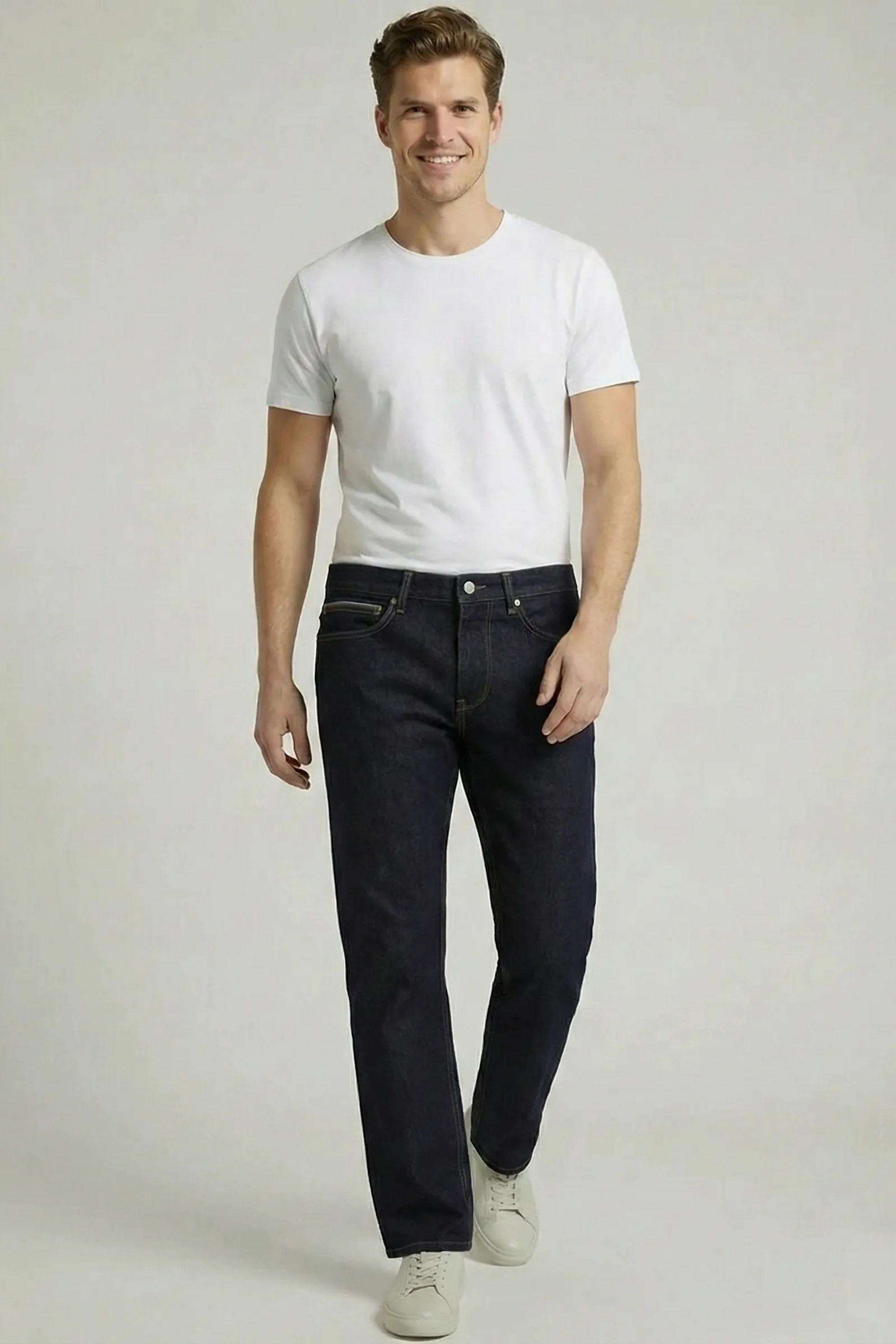 Solid-Blended-Fabric-Straight-Fit-Men-s-Jeans