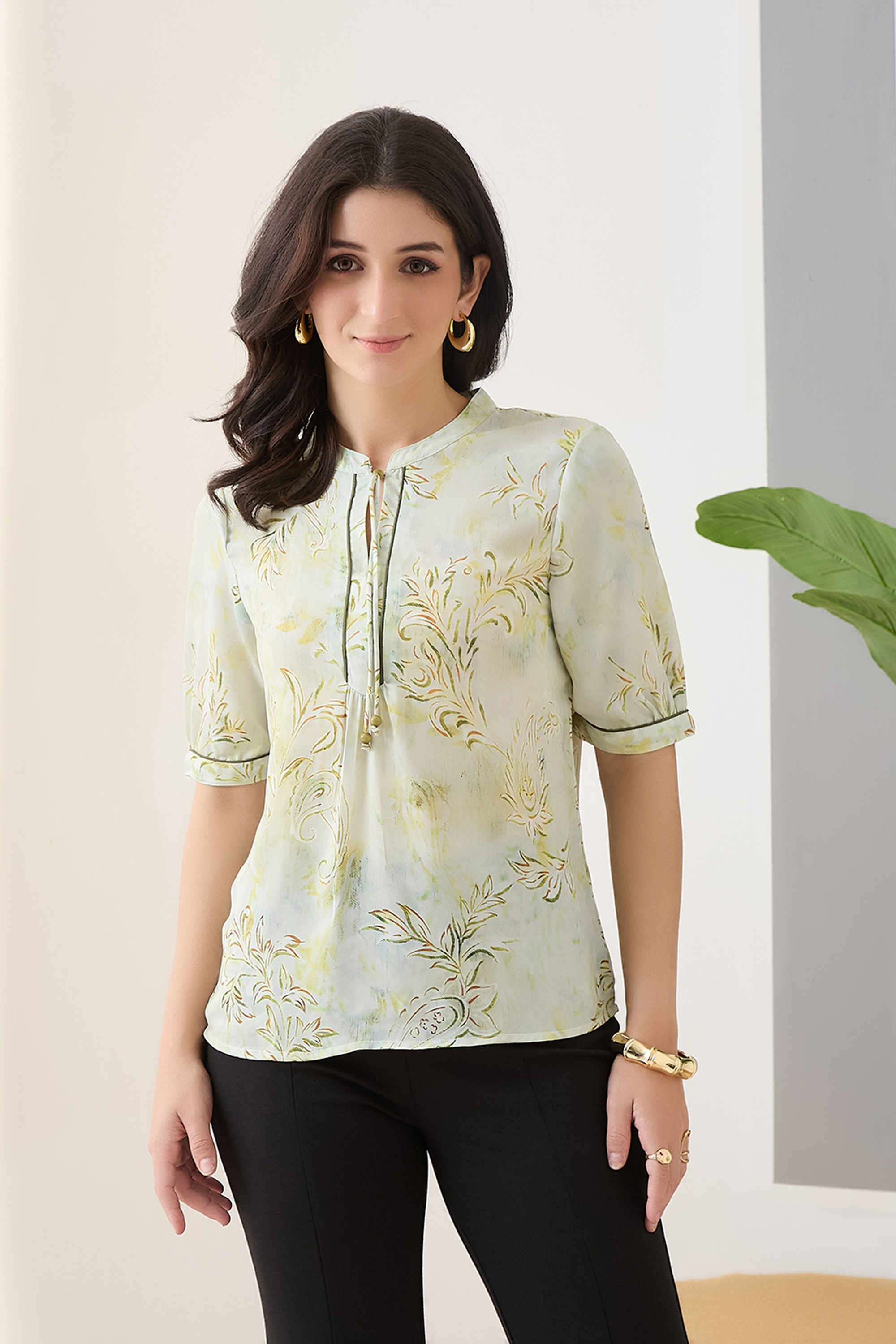 Printed-Polyester-Collared-Women-s-Top