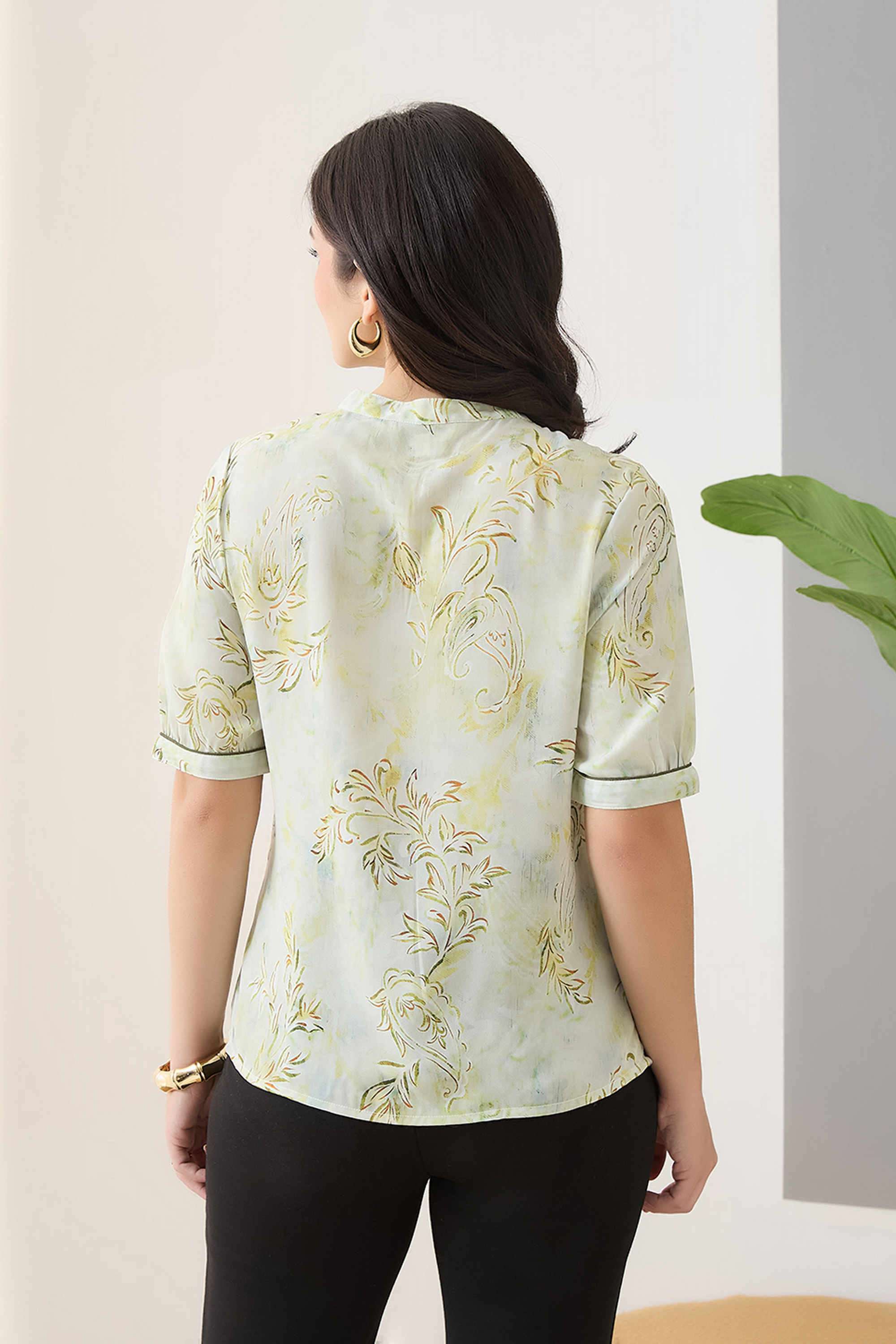 Printed-Polyester-Collared-Women-s-Top