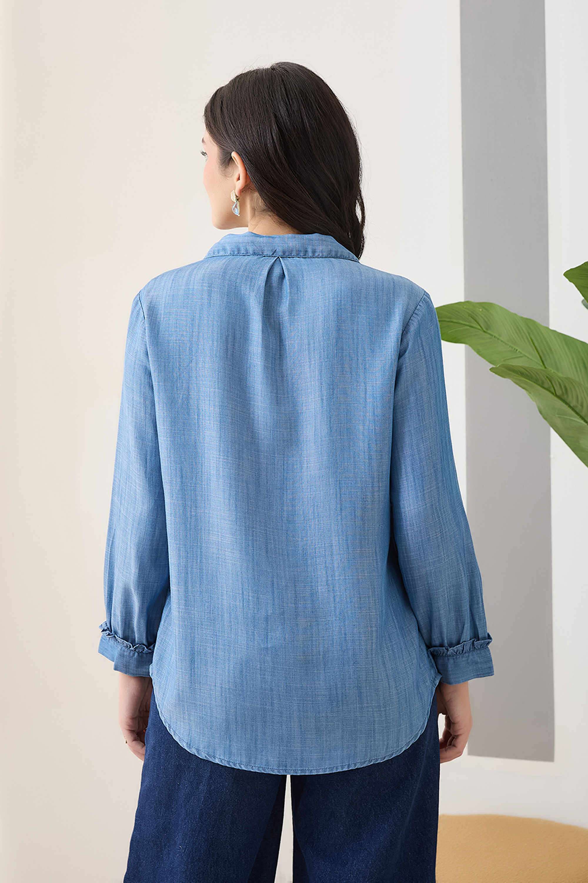 Solid-Blended-Fabric-Collared-Women-s-Top