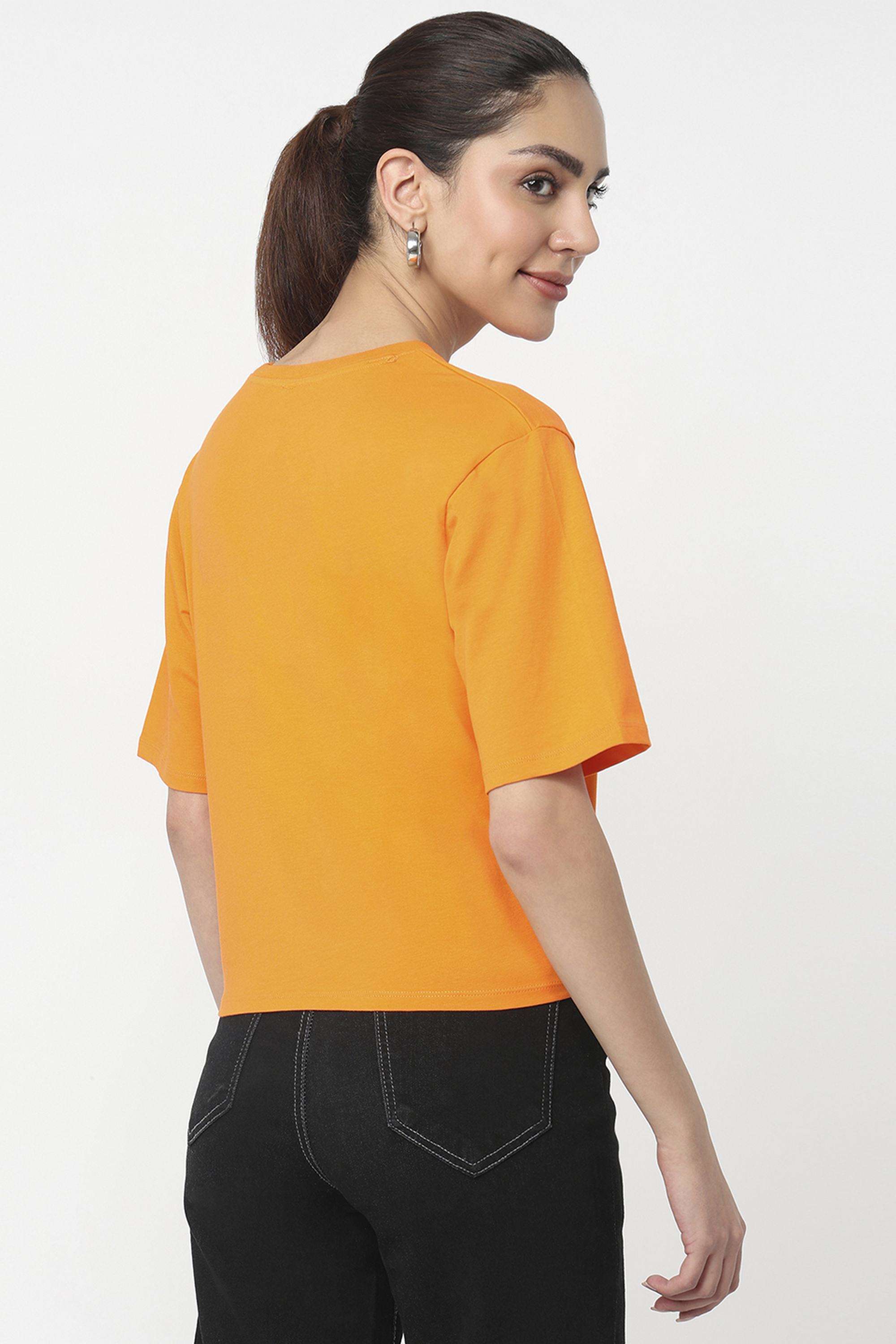 Graphic-Print-Blended-Fabric-Round-Neck-Women-s-T-Shirt