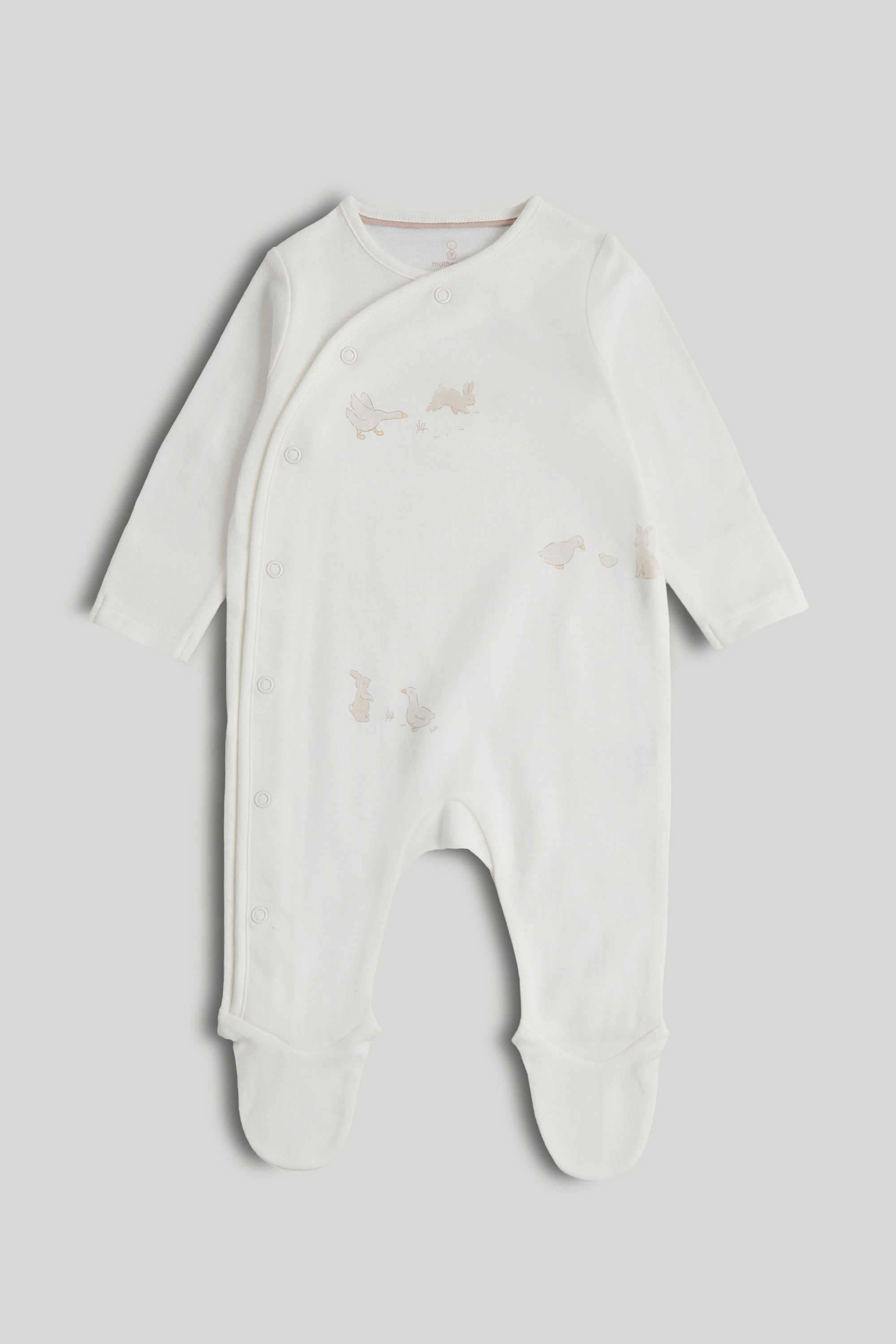 Unisex-Classic-Goose-Adventures-Printed-Full-Sleeves-8-Piece-Set---Multi