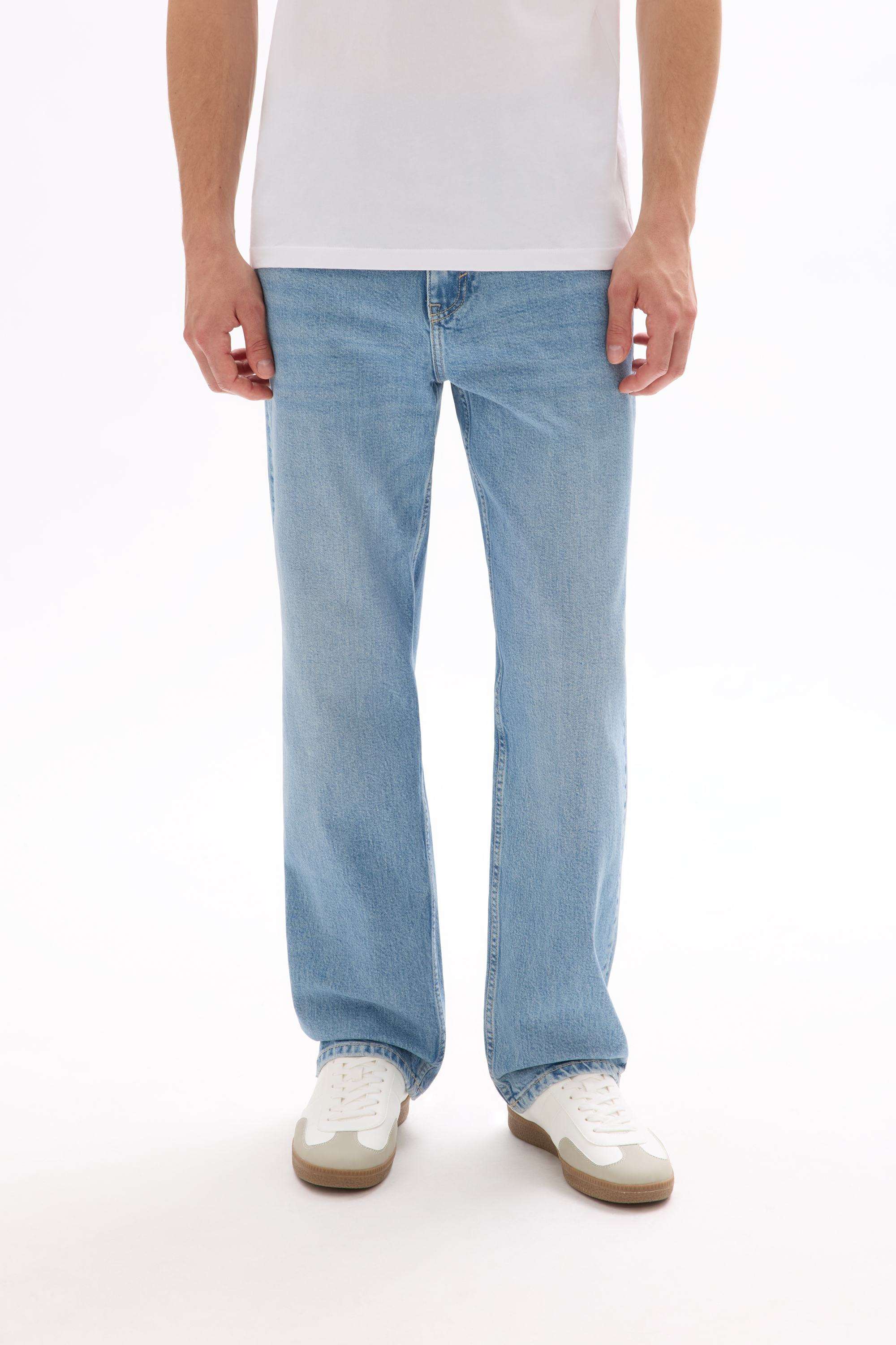 Solid-Cotton-Relaxed-Fit-Men-s-Jeans