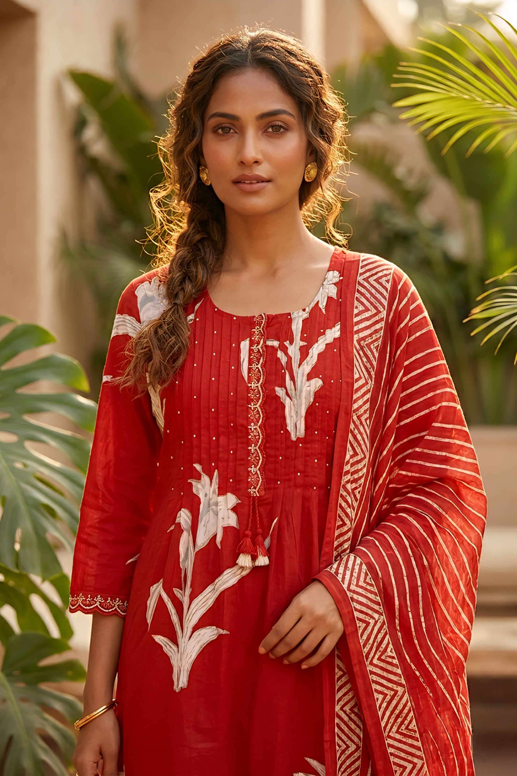 Floral-Cotton-Round-Neck-Women-s-Casual-Wear-Kurta-Set