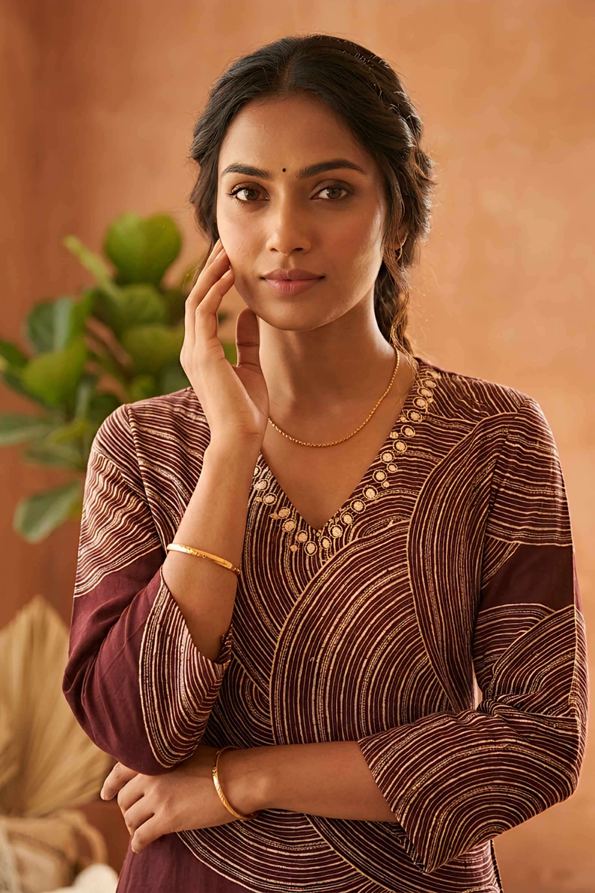 Dobby-Rayon-V-Neck-Women-s-Casual-Wear-Kurta-Set