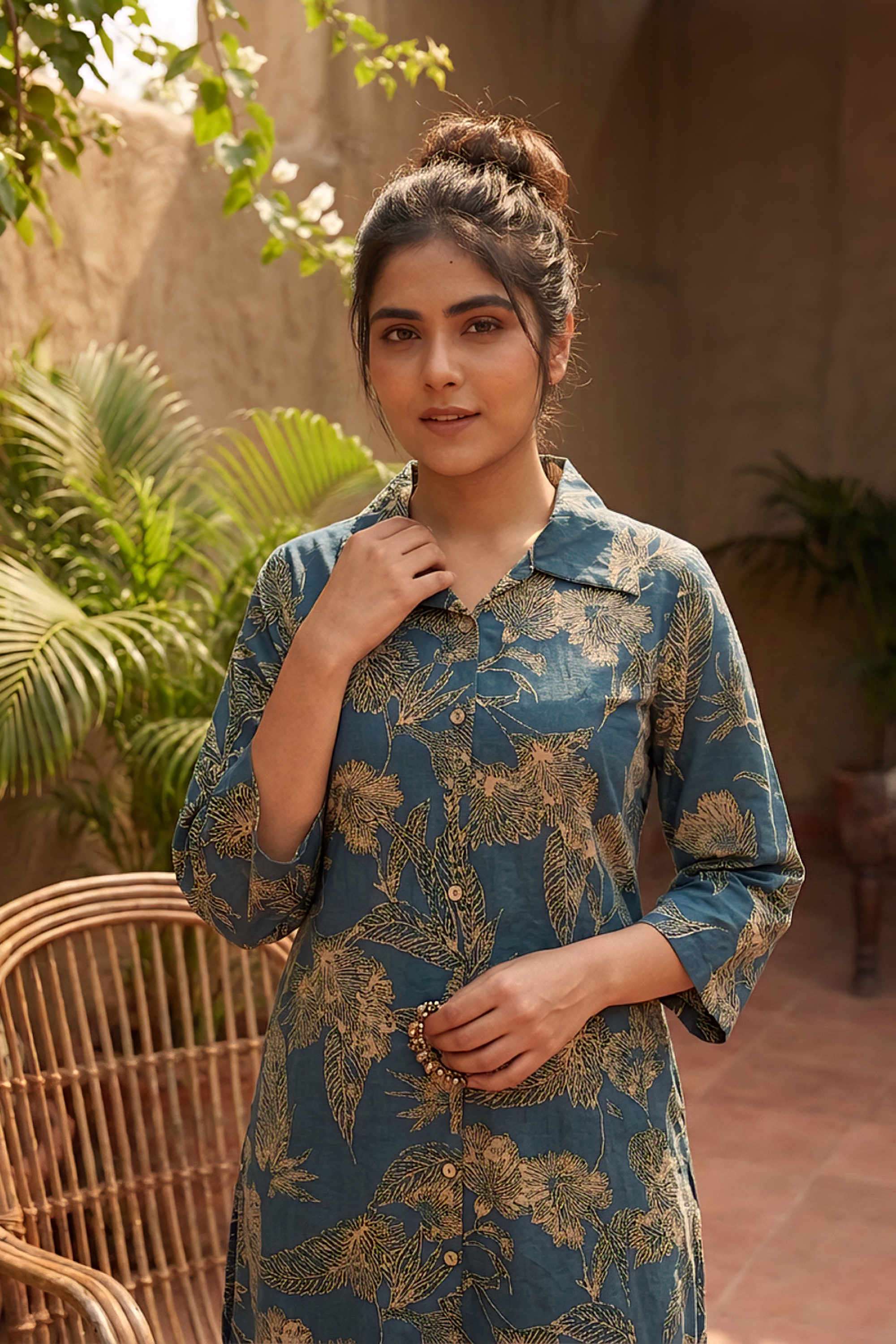 Floral-Cotton-Collared-Women-s-Casual-Wear-Kurta-Set