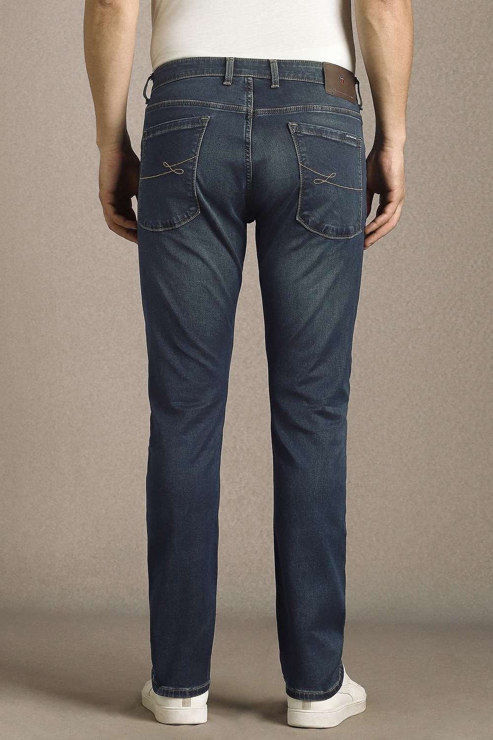 Solid-Cotton-Blend-Regular-Fit-Men-s-Jeans