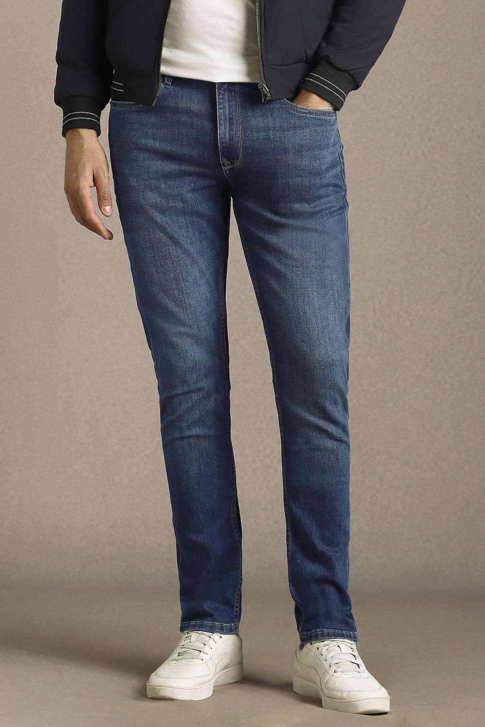 Solid-Polyester-Cotton-Tapered-Fit-Men-s-Jeans