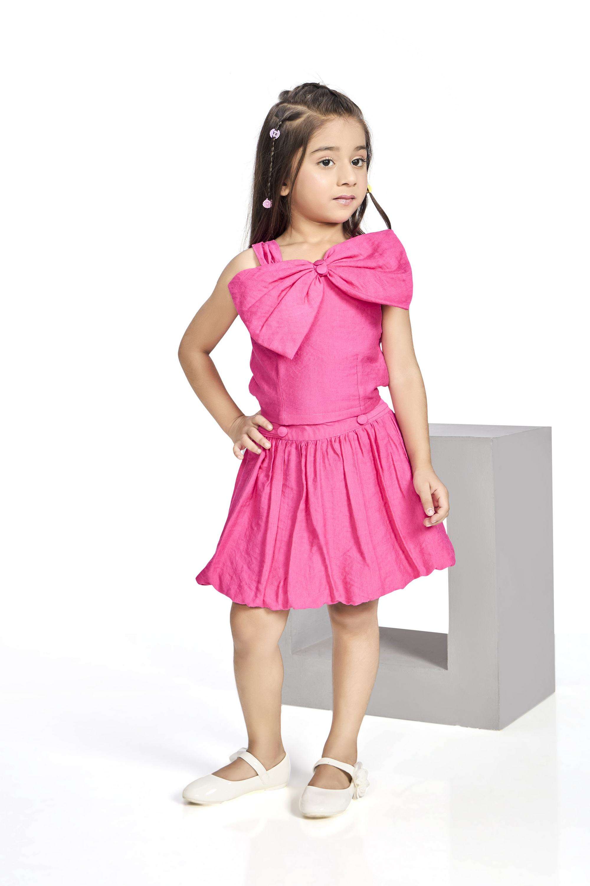 Solid-Blended-Fabric-Square-Neck-Girls-Casual-Wear-Skirt-&-Top