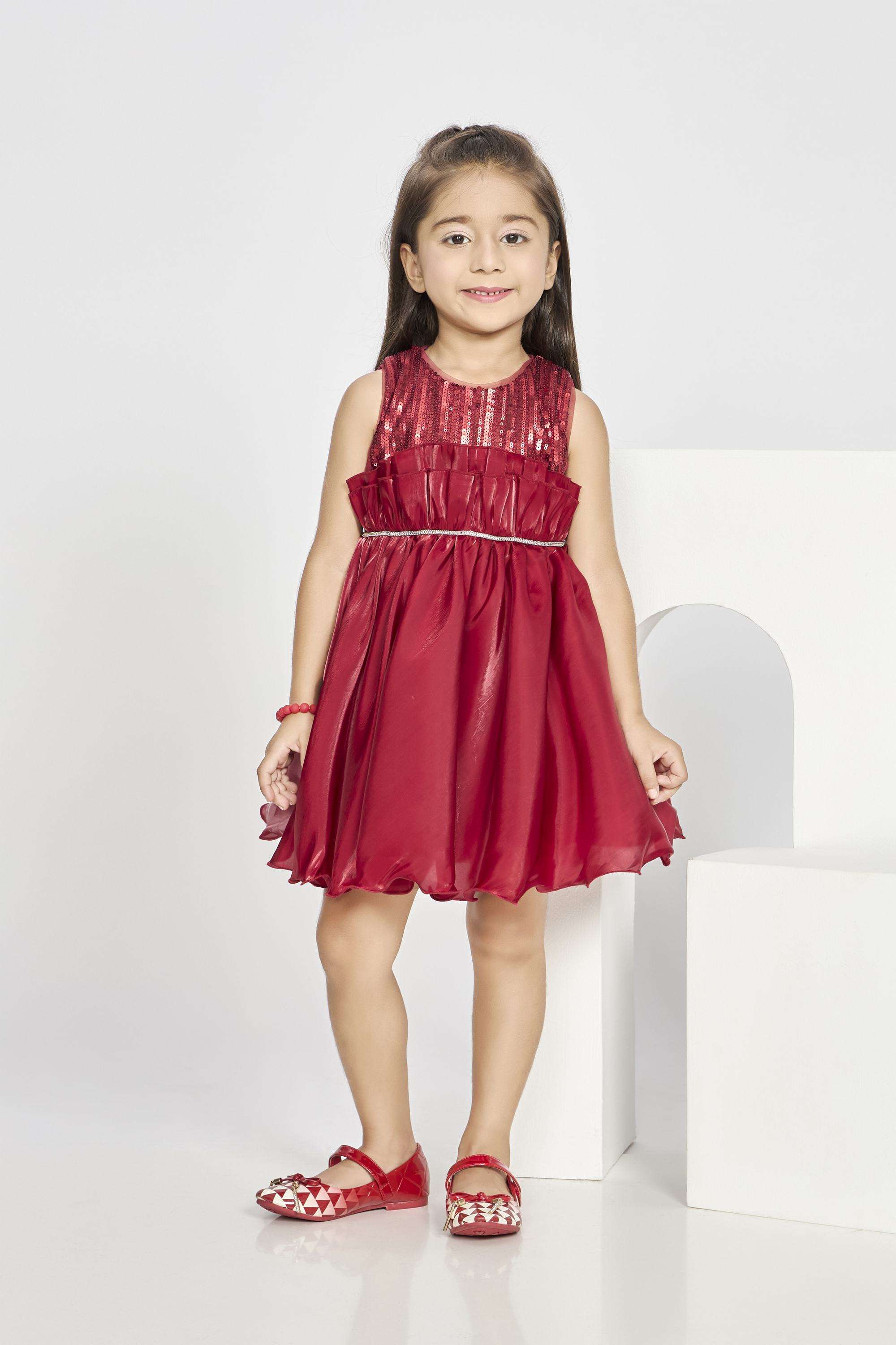 Sequinned-Polyester-Round-Neck-Girls-Party-Wear-Dress