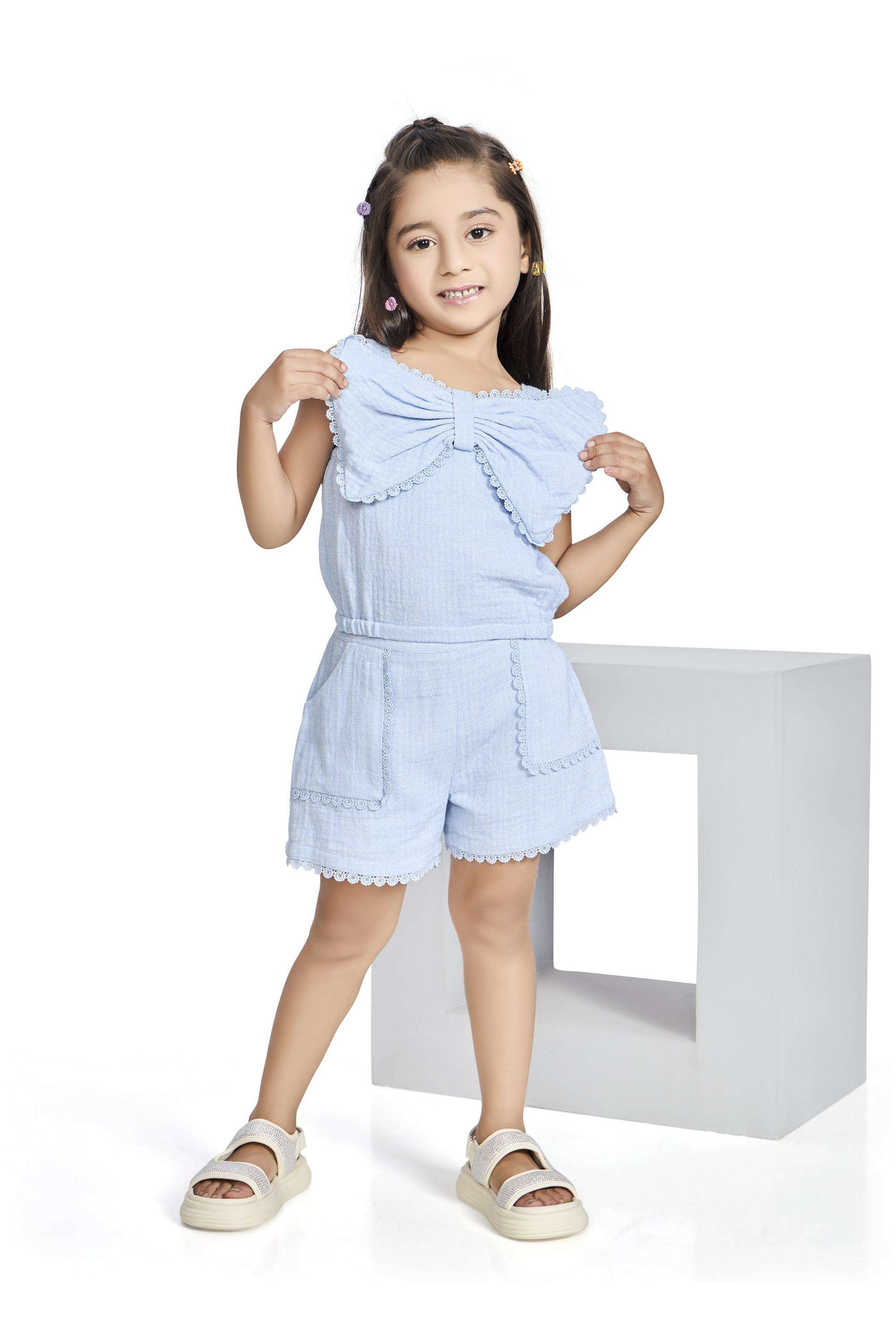 Solid-Blended-Fabric-Square-Neck-Girls-Casual-Wear-Shorts-&-Top