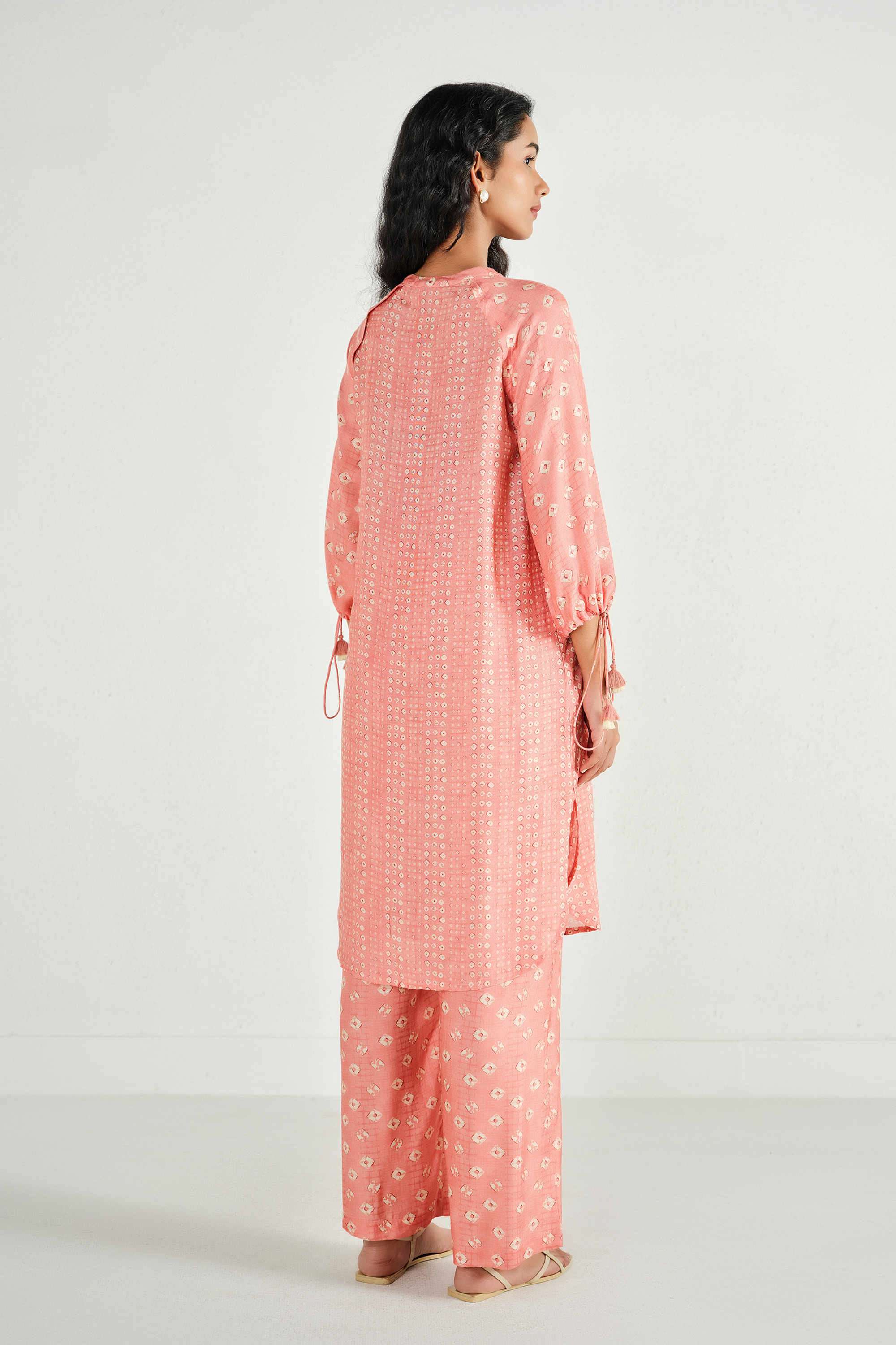 Solid-Muslin-Women-s-Festive-Wear-Kurta-Set