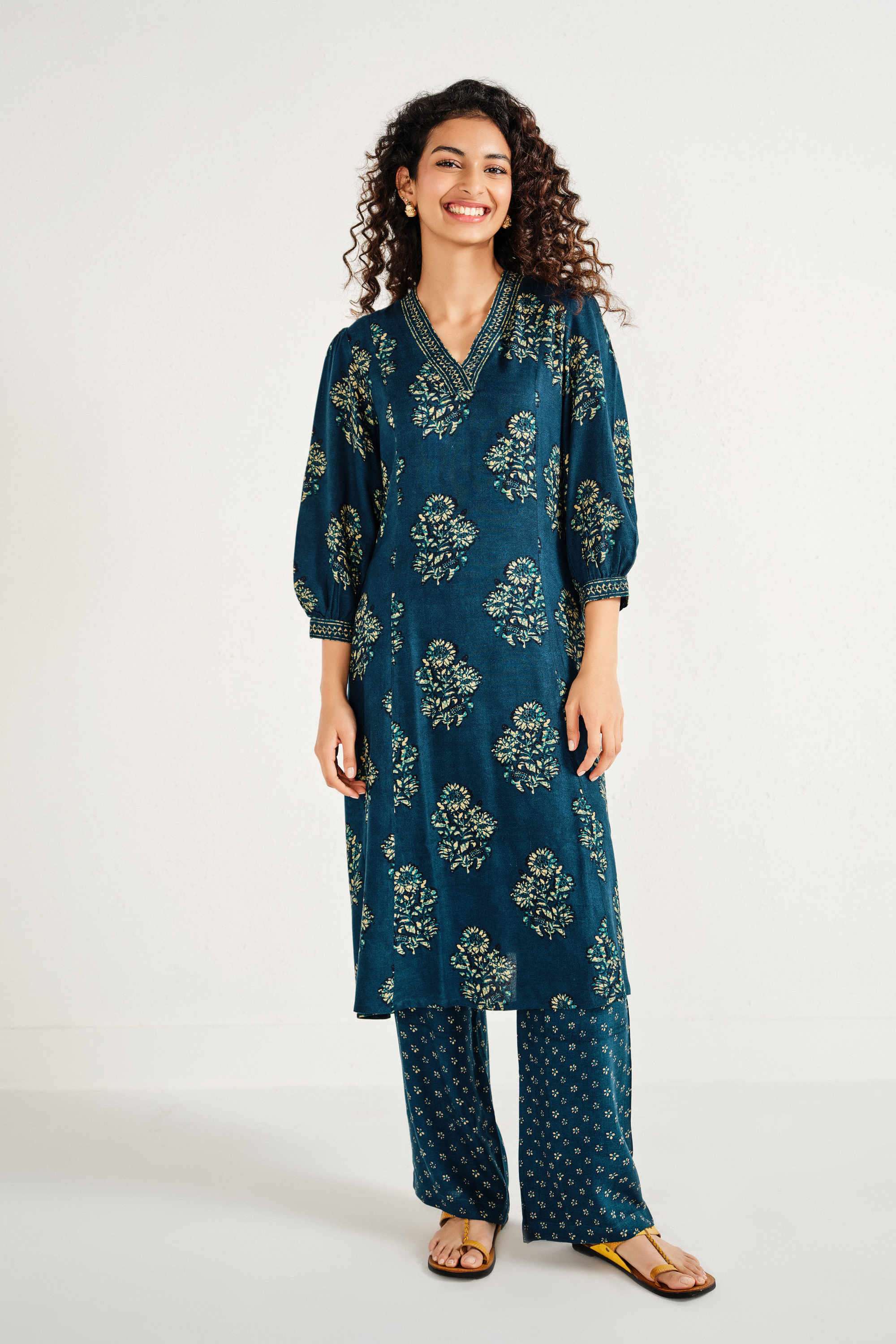 Printed-Calf-Length-Viscose-Rayon-Knitted-Women-s-Kurta-Set