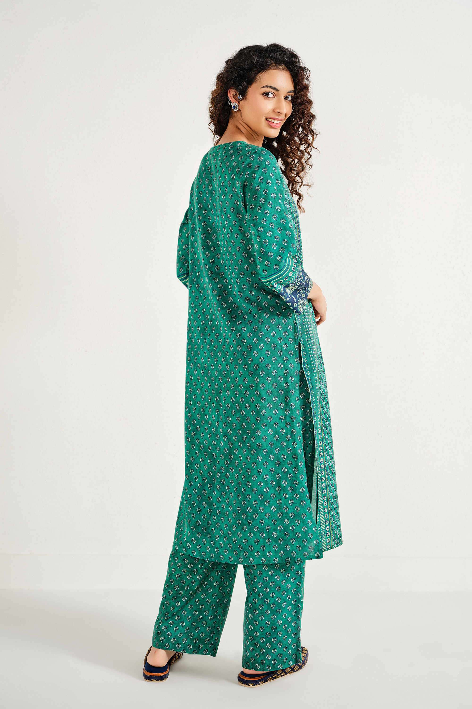 Printed-Knee-Length-Viscose-Rayon-Knitted-Women-s-Kurta-Set