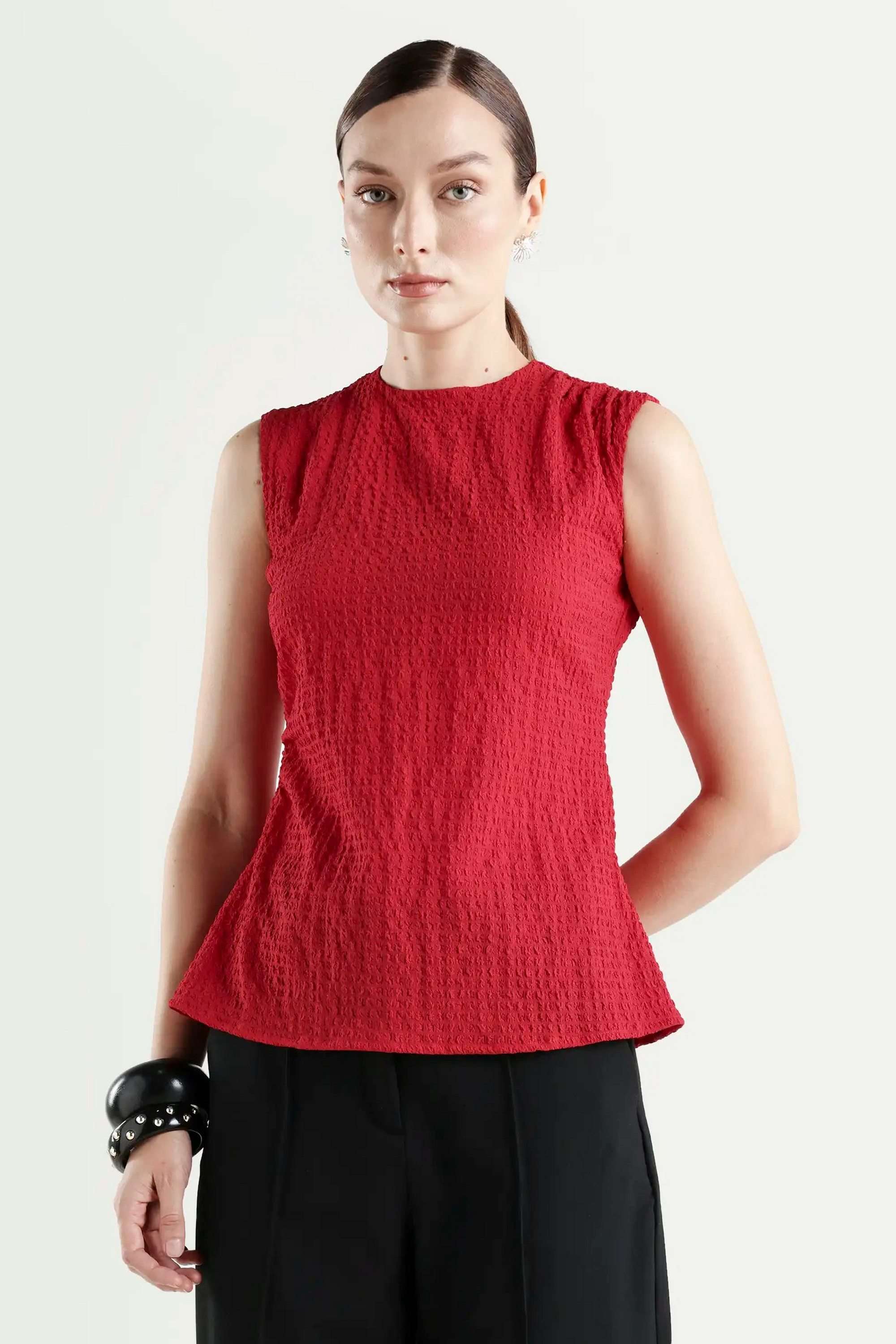 Solid-Polyester-Round-Neck-Women-s-Top