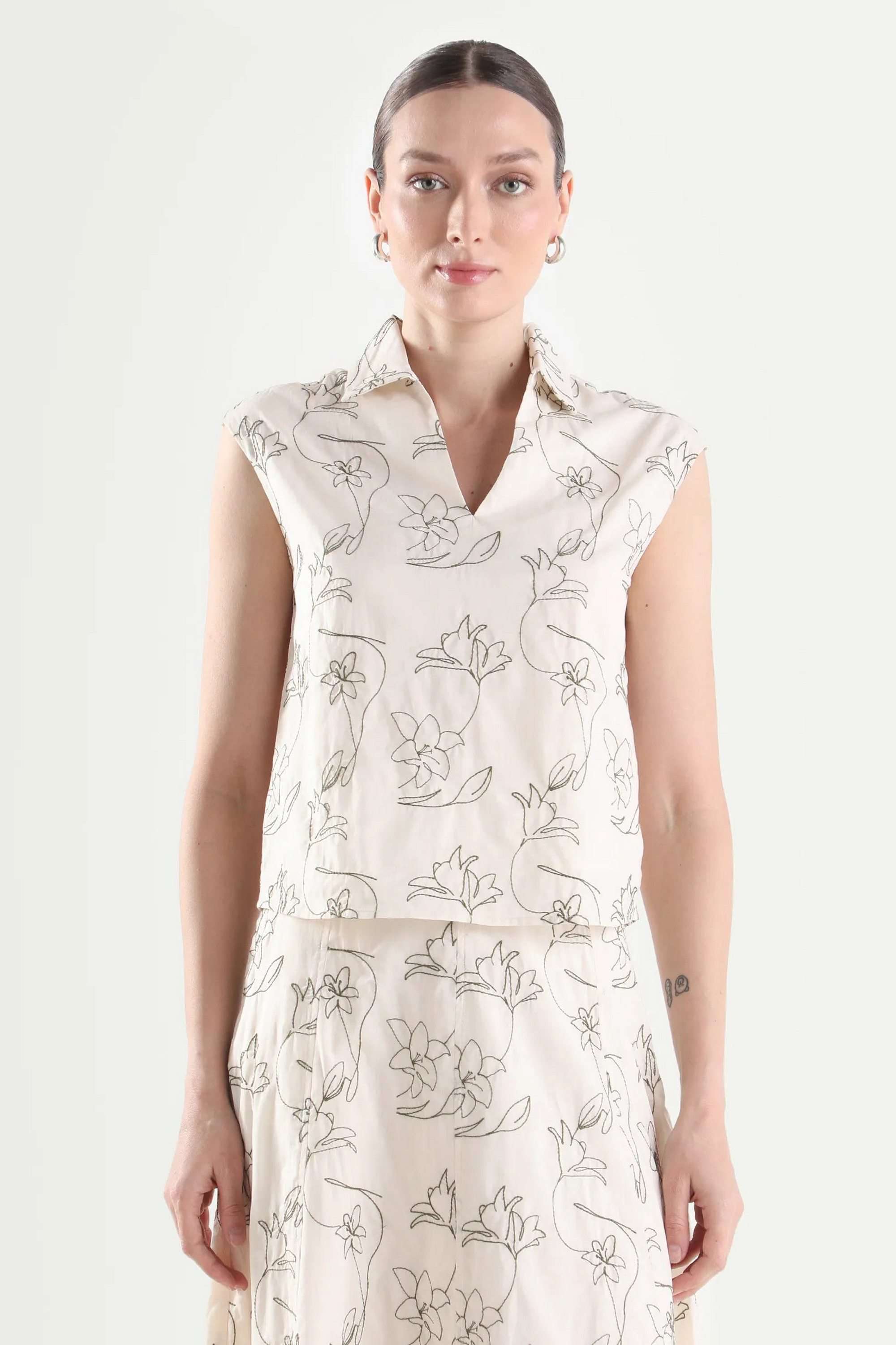 Solid-Cotton-Collared-Women-s-Top