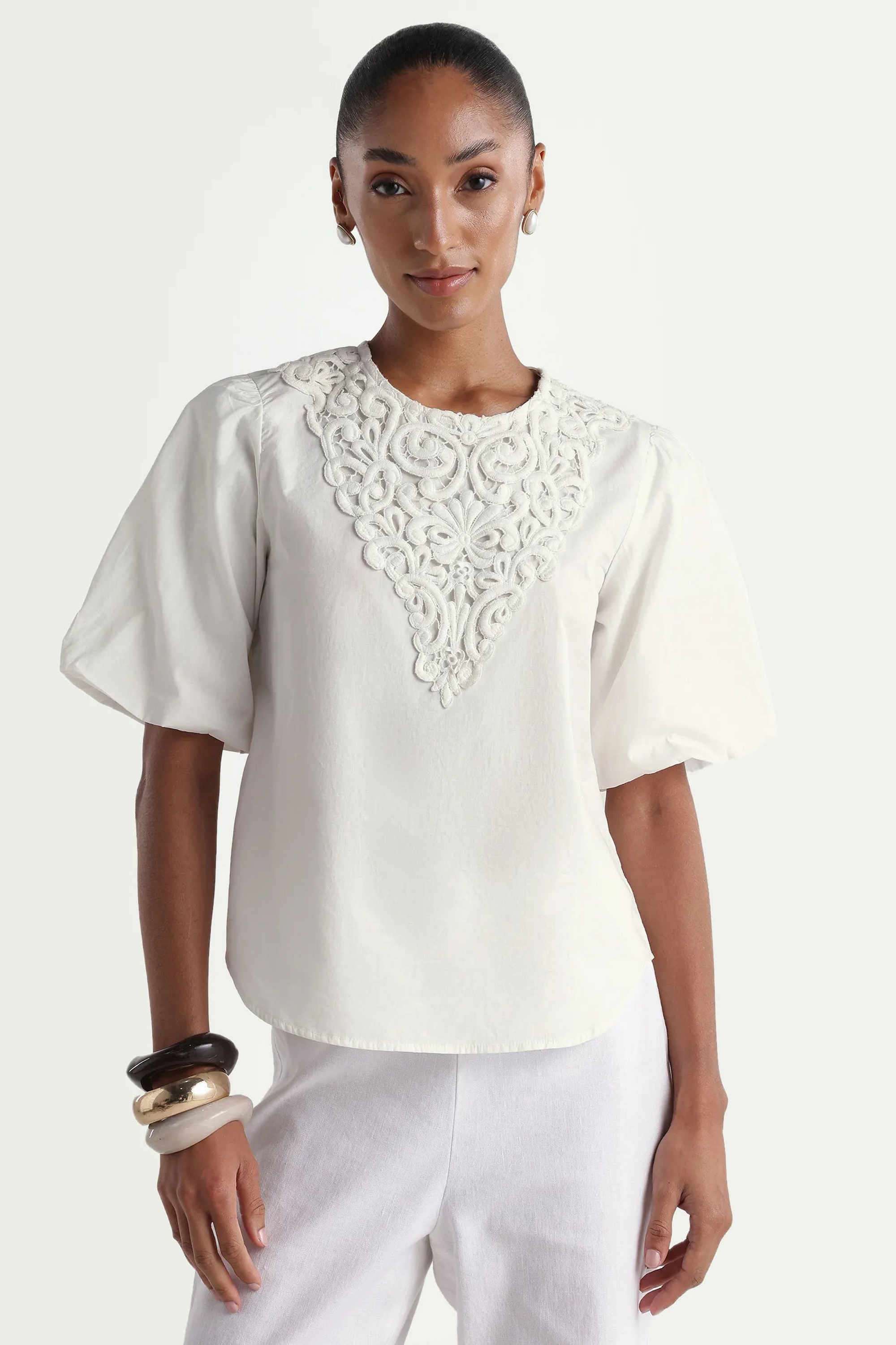 rareism Embroidered Woven Round Neck Women's Top-picture-27
