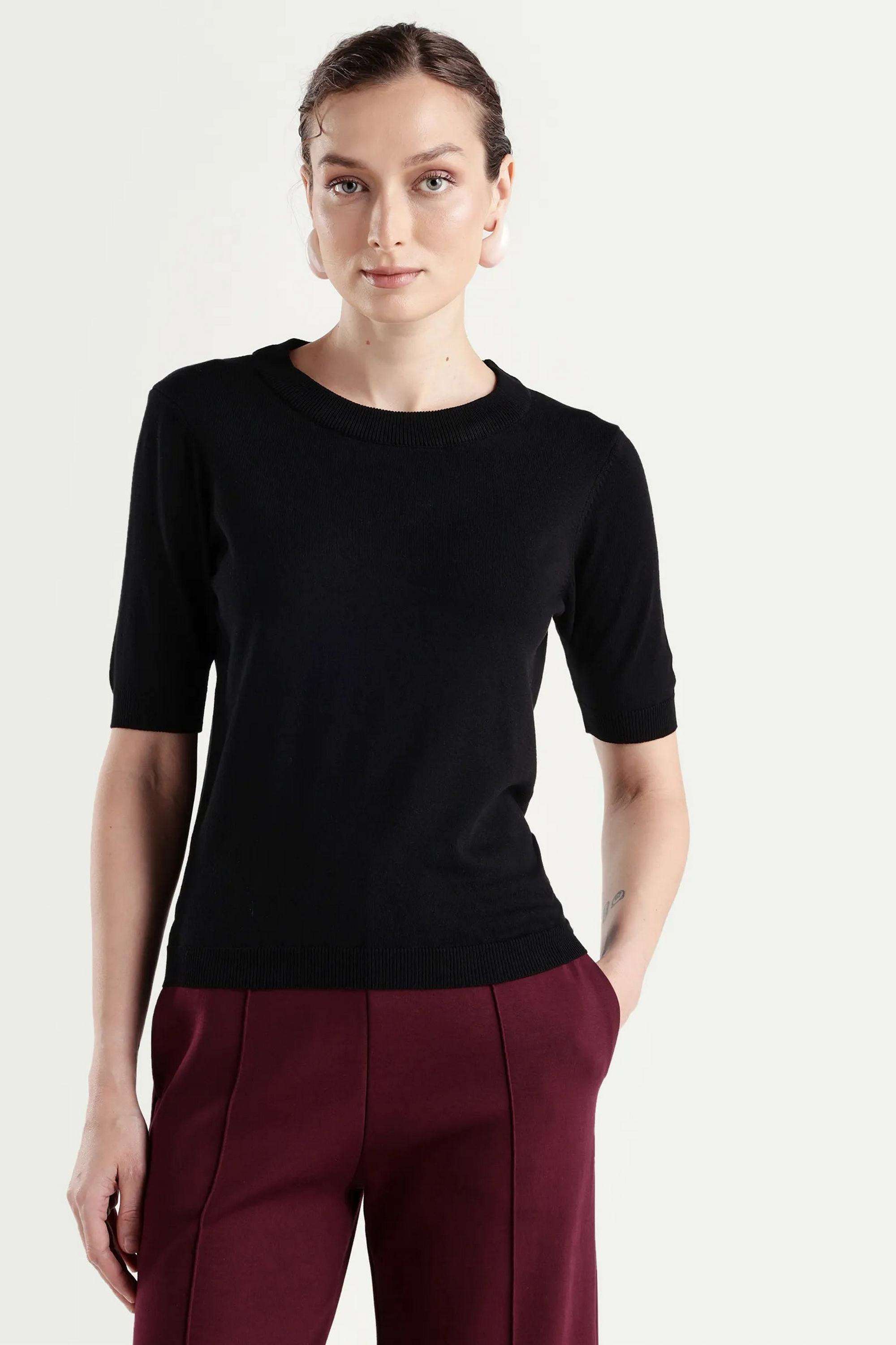 Solid-Nylon-Women-s-Top