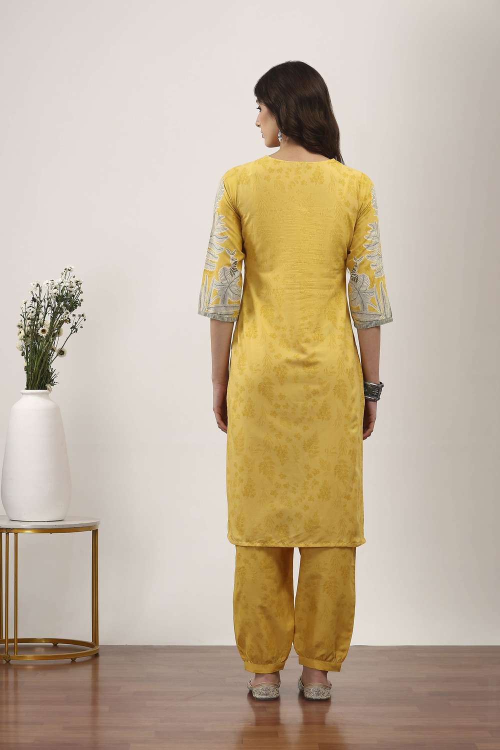 Textured-Cotton-Women-s-Festive-Wear-Kurta-Set